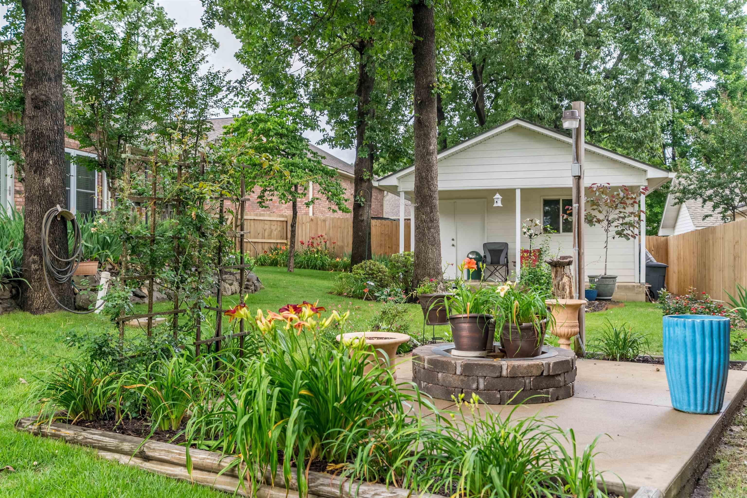 Lake Hamilton Outside - Residential