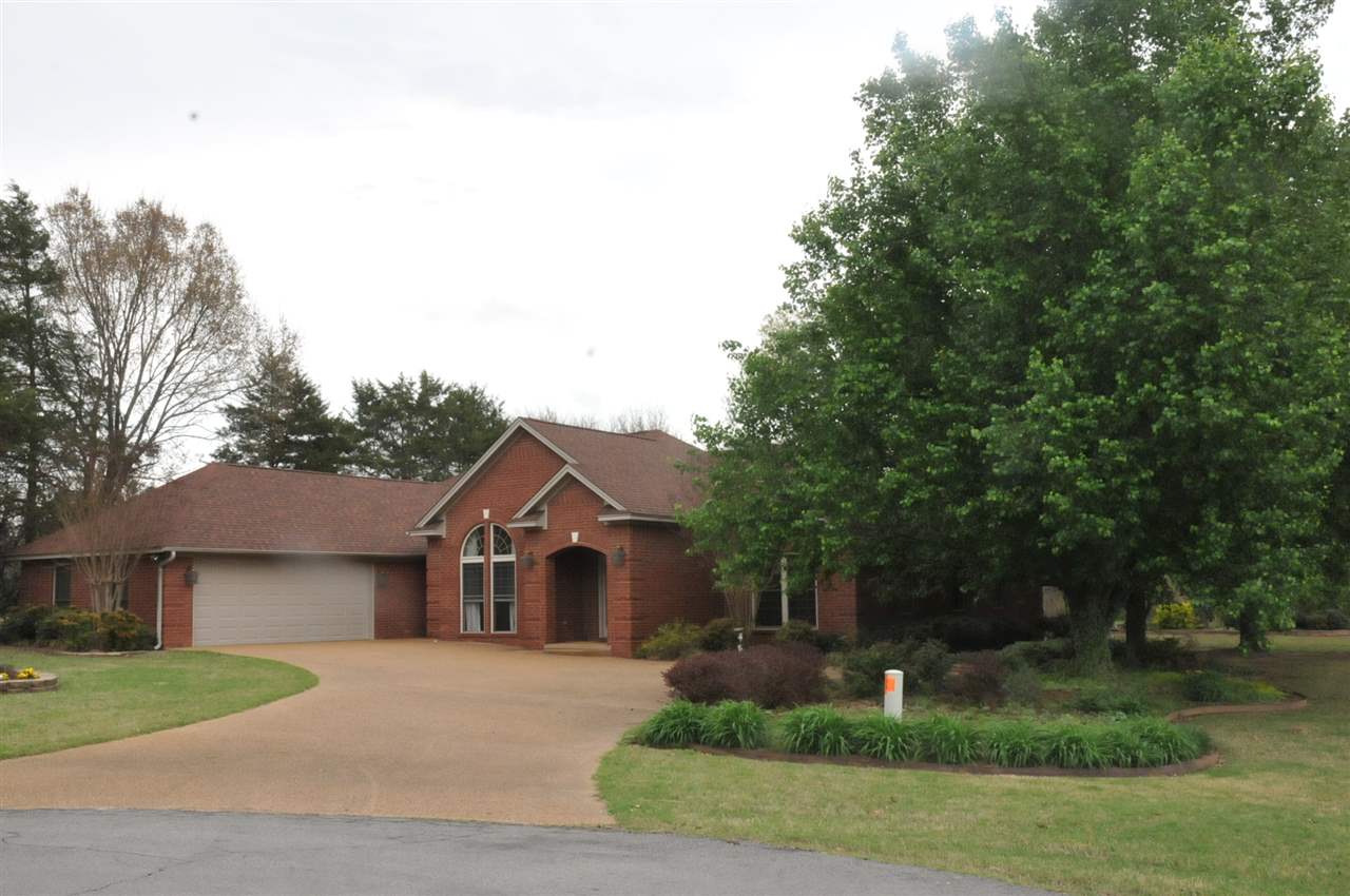 Extremely well built, well maintained home with one owner.  3BR/2BA plus office.  Flex room can be used as Dining Room, Study, or 2nd Living area.  Nice kitchen with custom cabinets opens to Living Room.  Spacious MBR and MBA.  Separate Laundry Room.  Oversized garage with lots of storage.   BIG deck off back overlooks mature trees, winding creek and nearby pasture. New roof in 2016 and HVAC in 2014.   You'll feel like you are in the country!  Price includes additional lot next door!!
