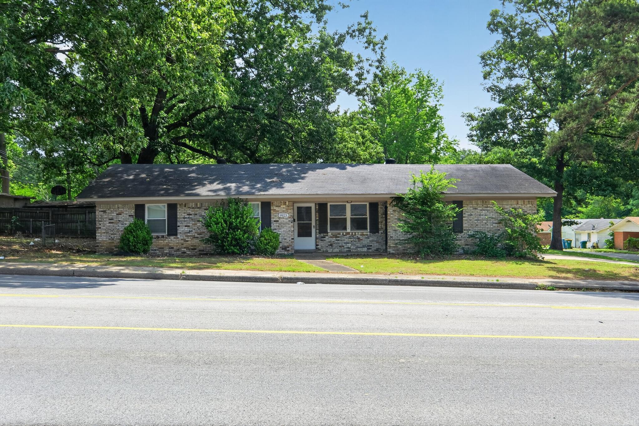 CLOVERDALE - Residential