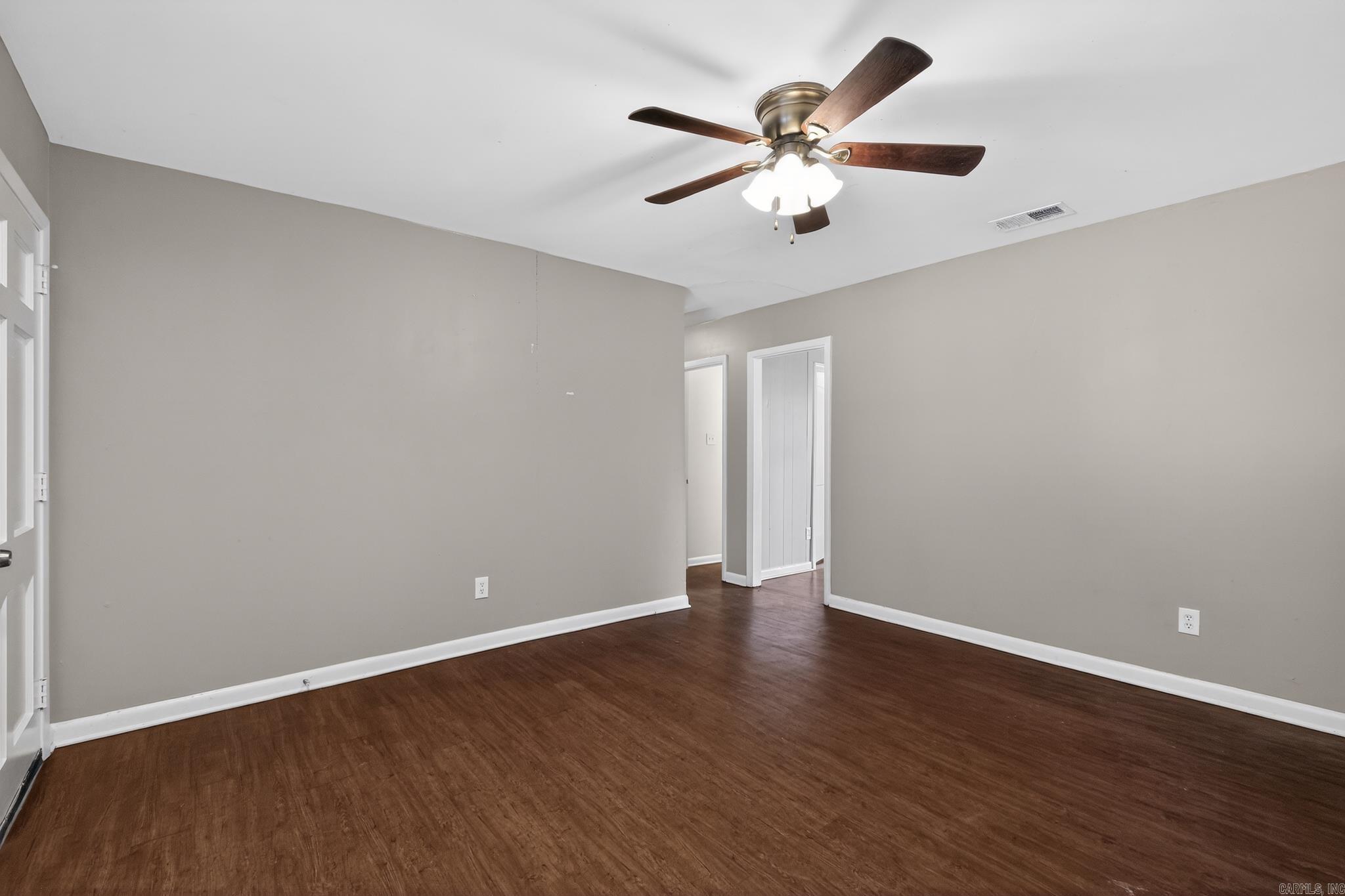 CLOVERDALE - Residential