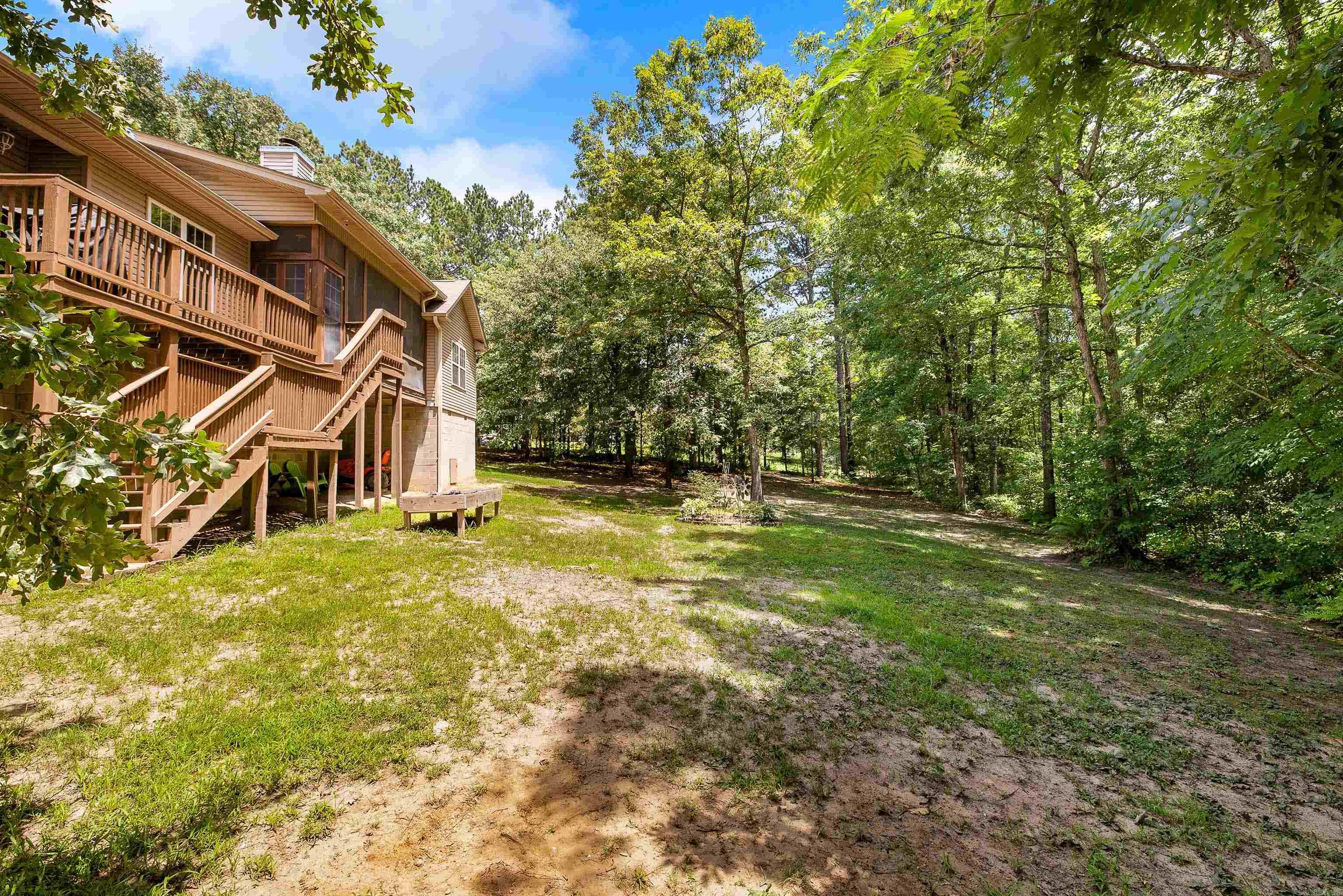 HOBBY TRAIL - Residential