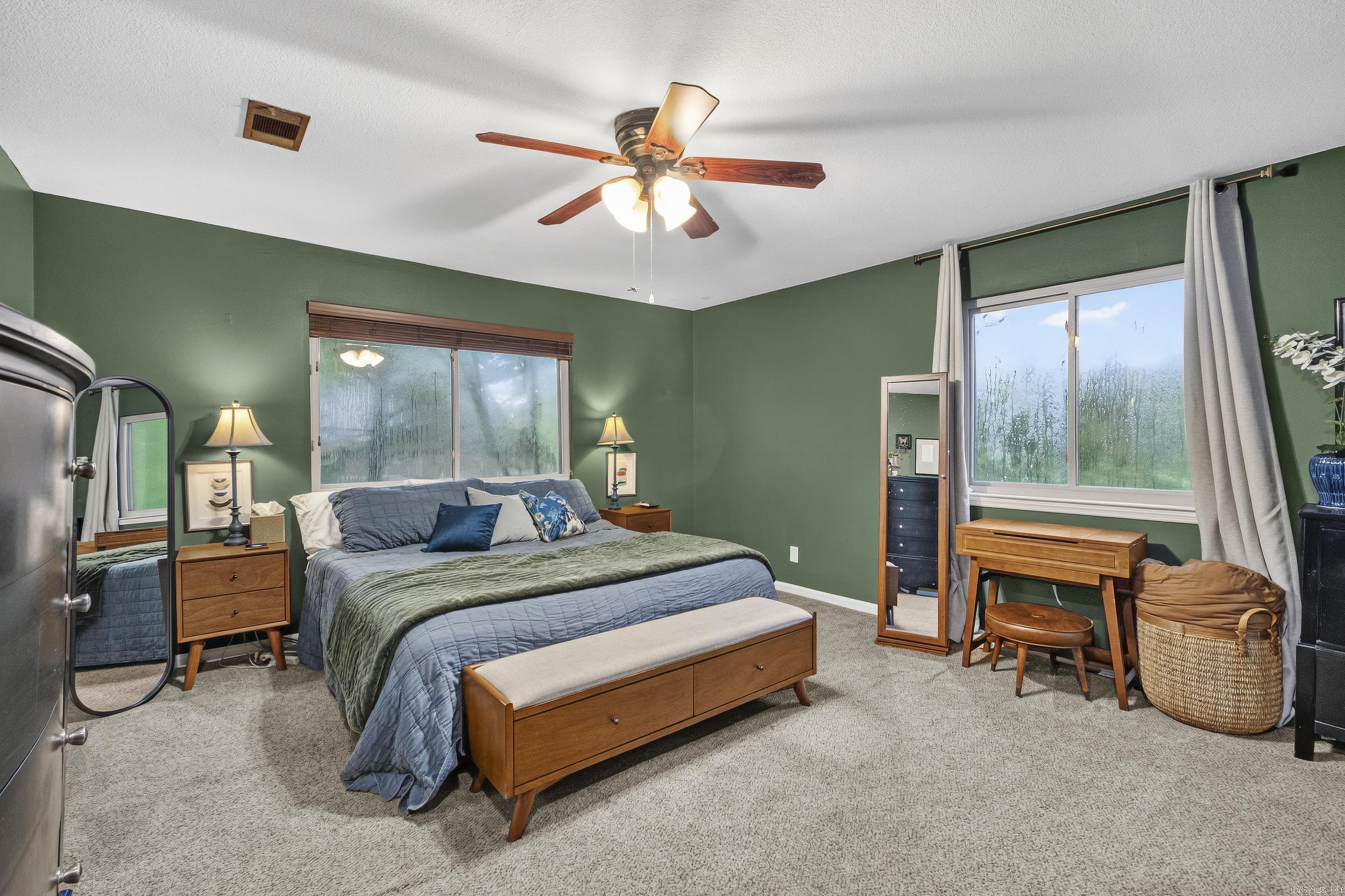 SPRING VALLEY MANOR - Residential