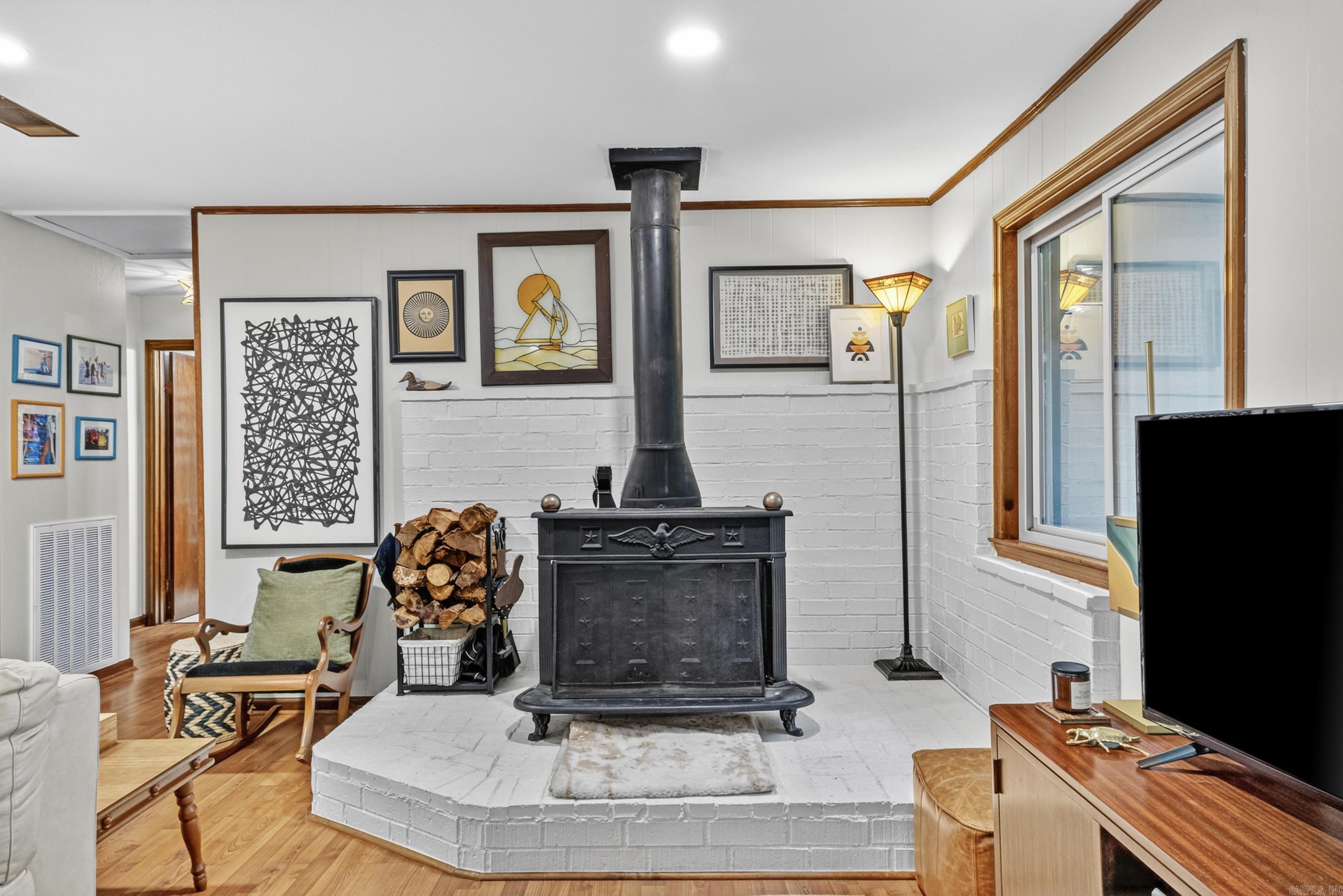 SPRING VALLEY MANOR - Residential