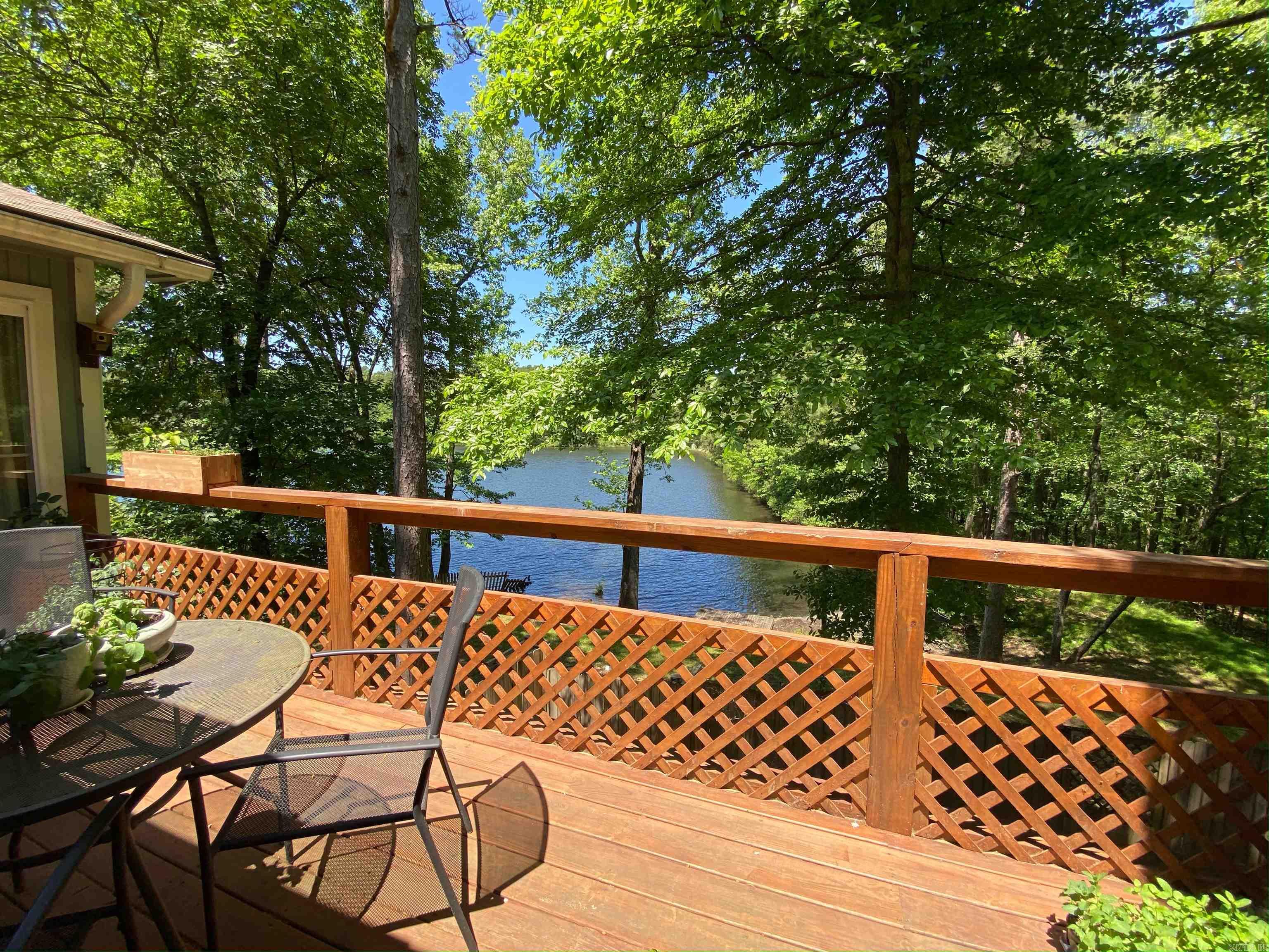 SPRING VALLEY MANOR - Residential