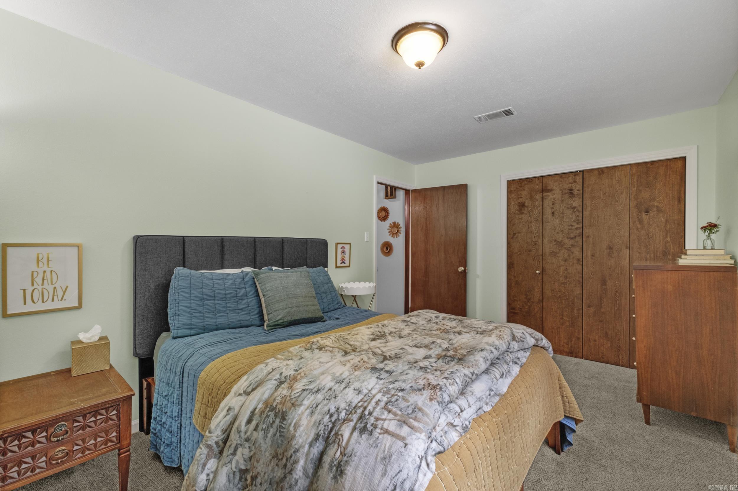 SPRING VALLEY MANOR - Residential