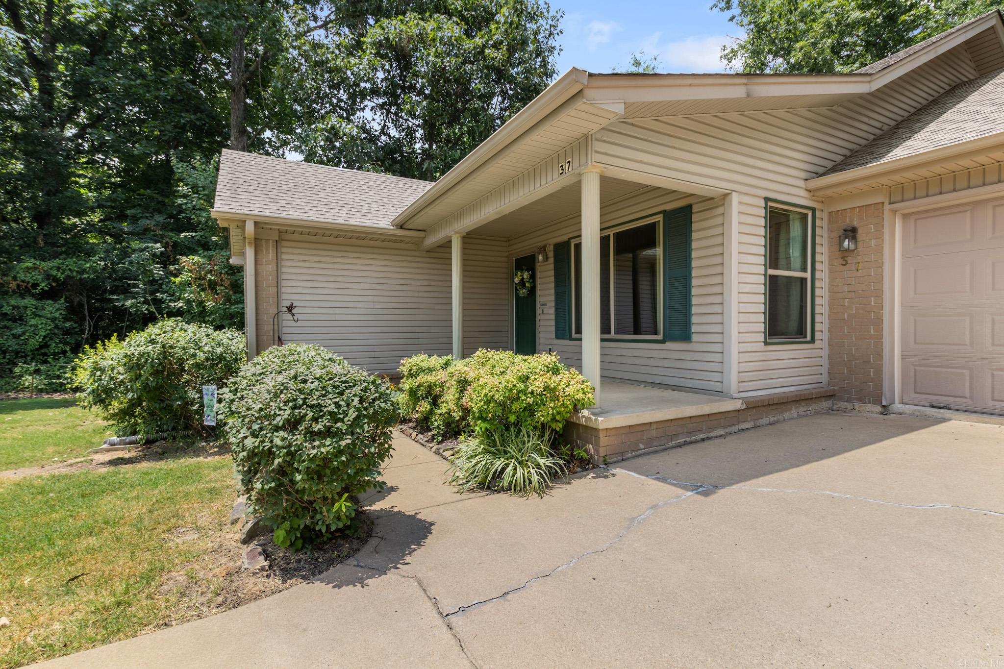 Shaded Oaks - Residential