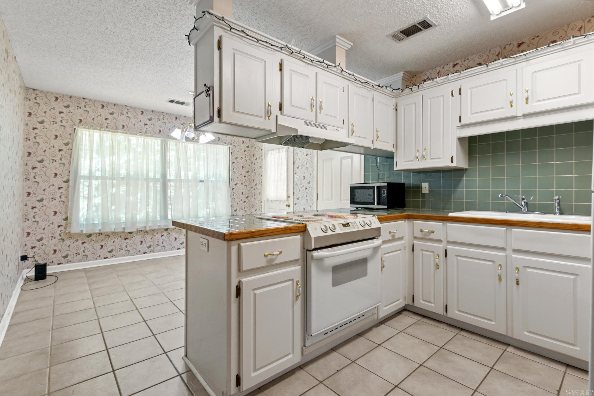 Shaded Oaks - Residential