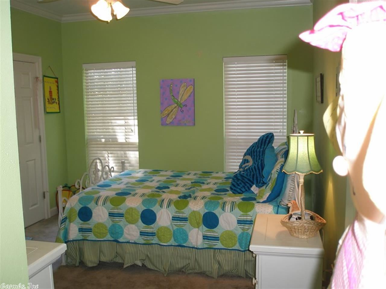 COUNTRY CLUB OF ARK THE - Residential