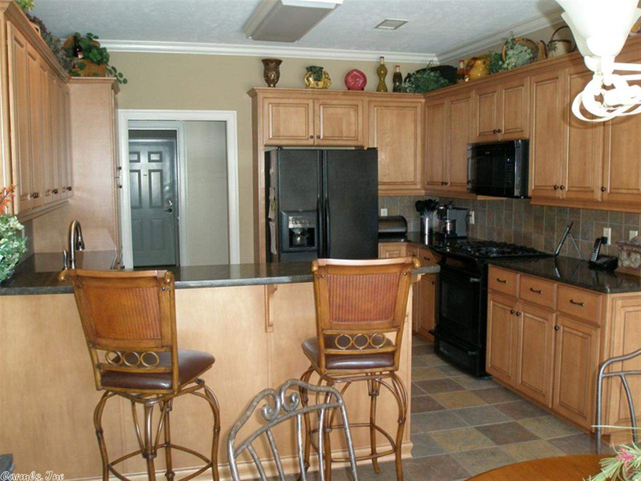 COUNTRY CLUB OF ARK THE - Residential