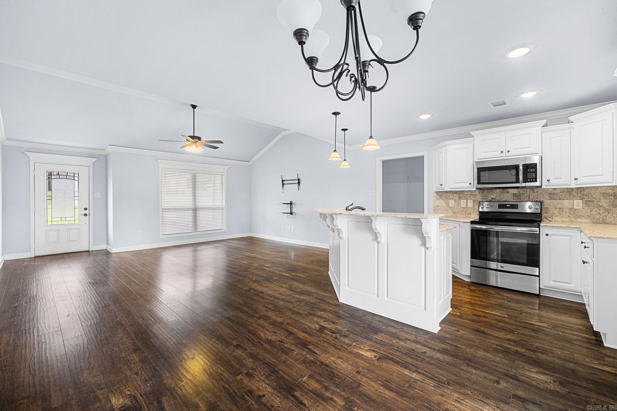 CROSS CREEK - Residential