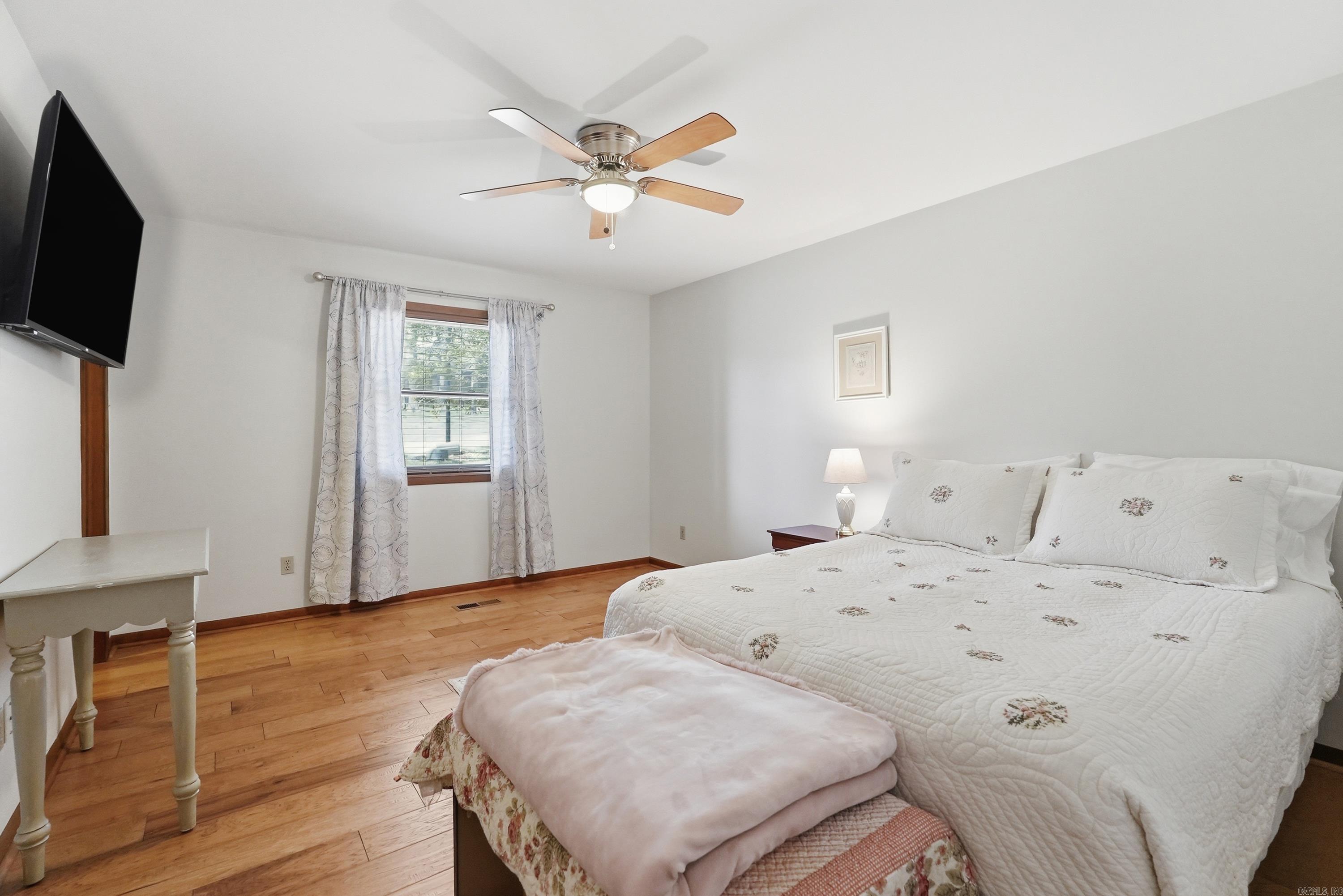 WELLINGTON POINTE - Residential