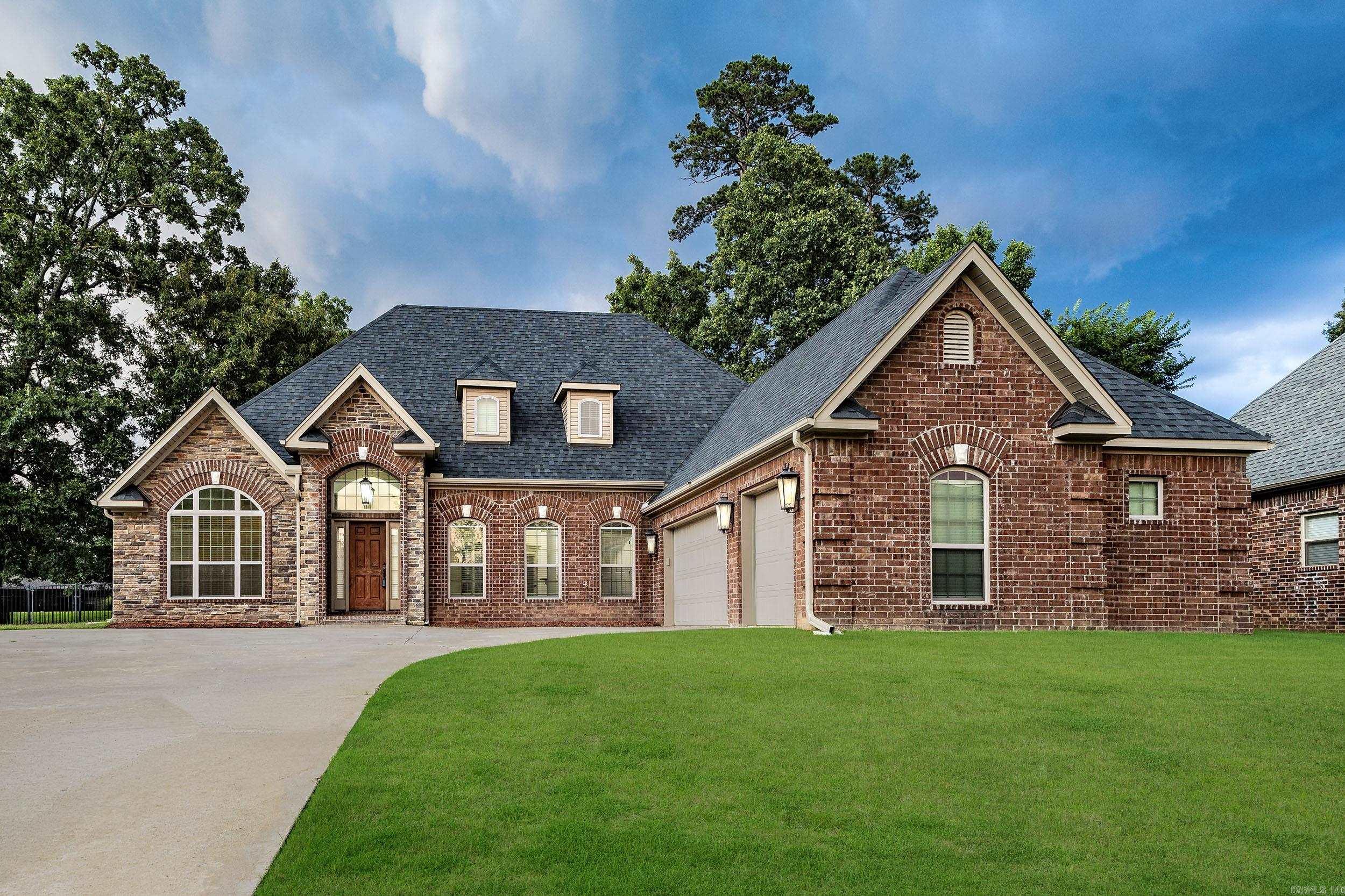 COUNTRY CLUB OF ARK THE - Residential