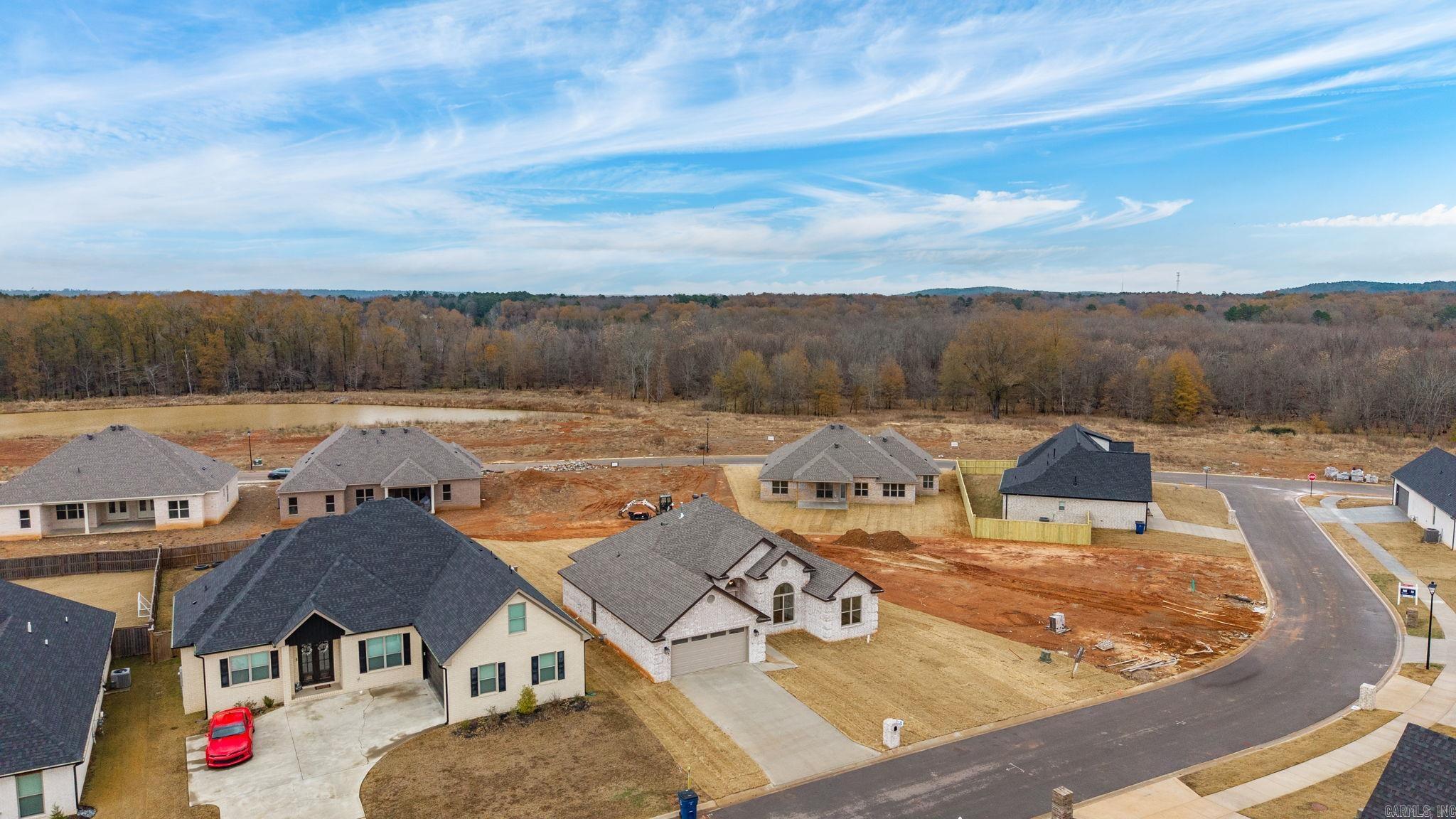 COUNTRY CLUB OF ARK THE - Residential