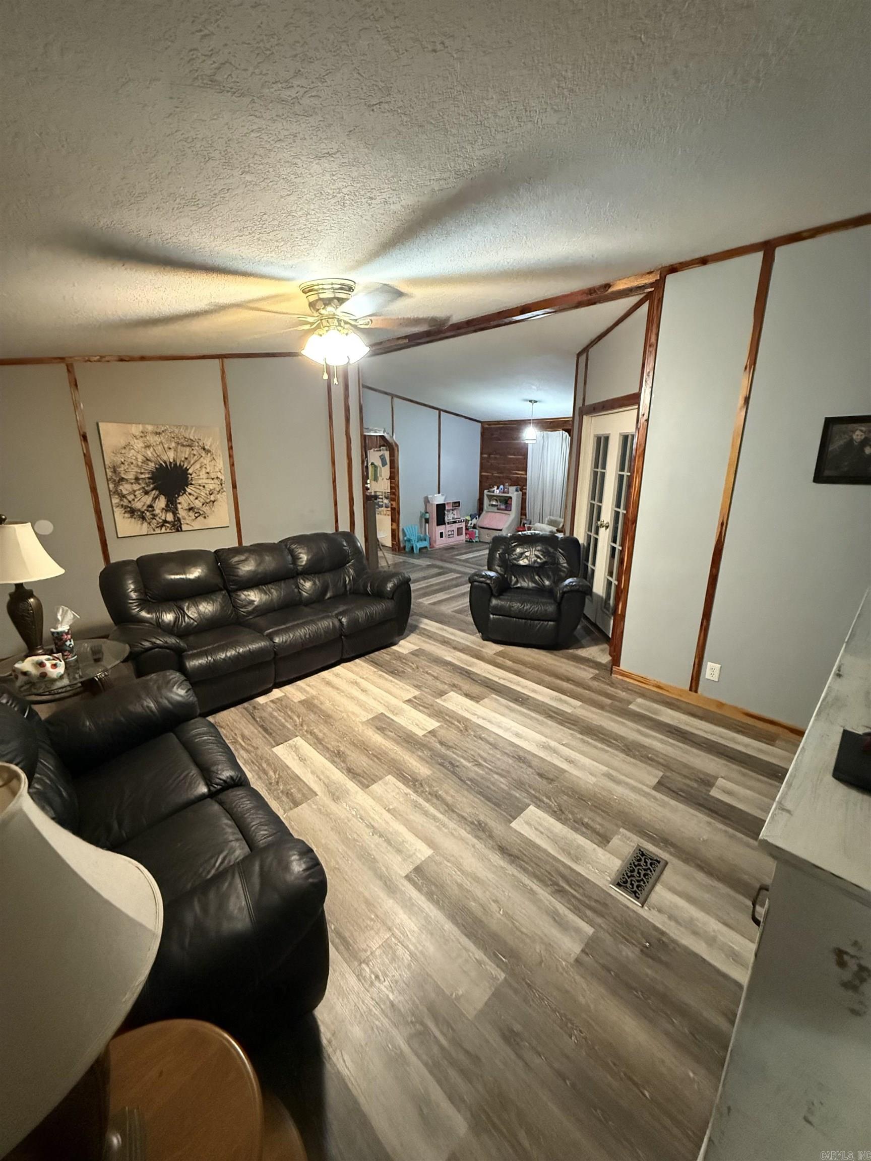 GENTLE ACRES - Residential
