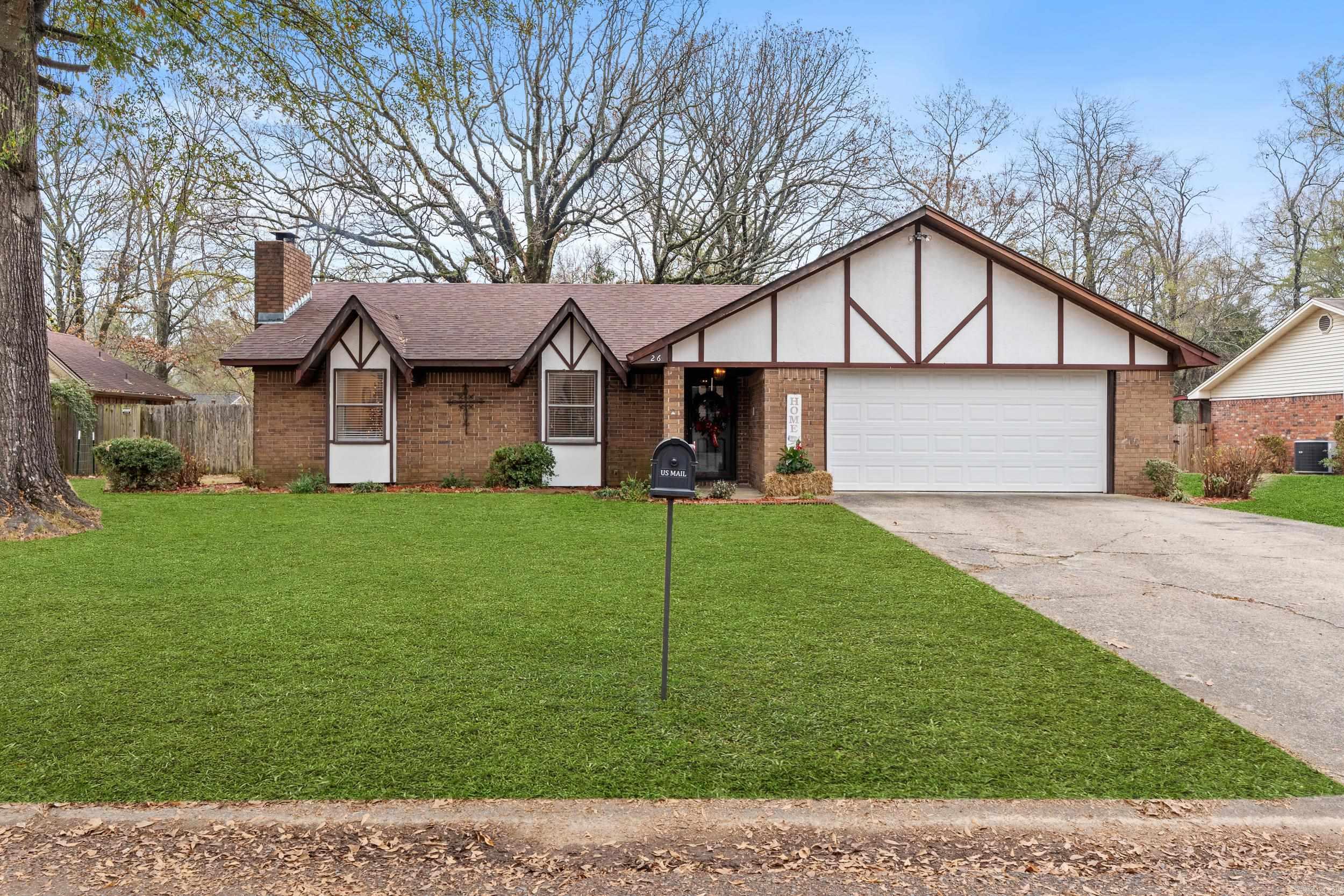 Welcome to this charming 3 bedroom, 2 bath home in a quiet neighborhood.  This property offers a spacious living area, a comfortable split-bedroom layout, and a bright kitchen.  The sellers are offering a one year home warranty, the home is freshly painted.  A must see!   Selling home "as is."