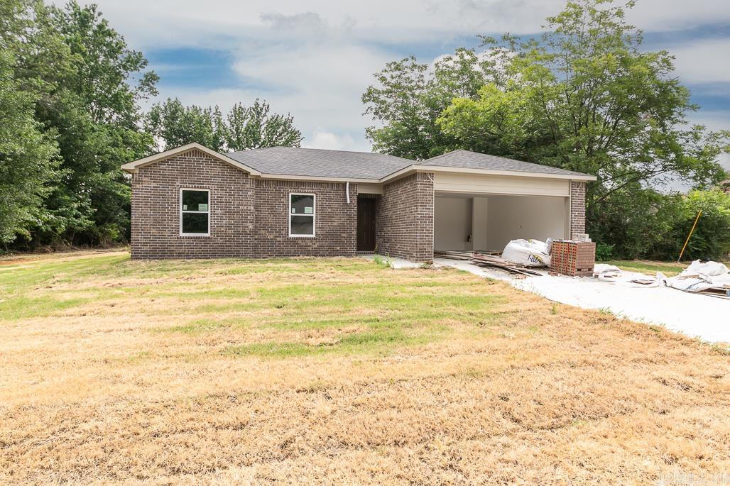 C &amp; B ADDITION - Residential