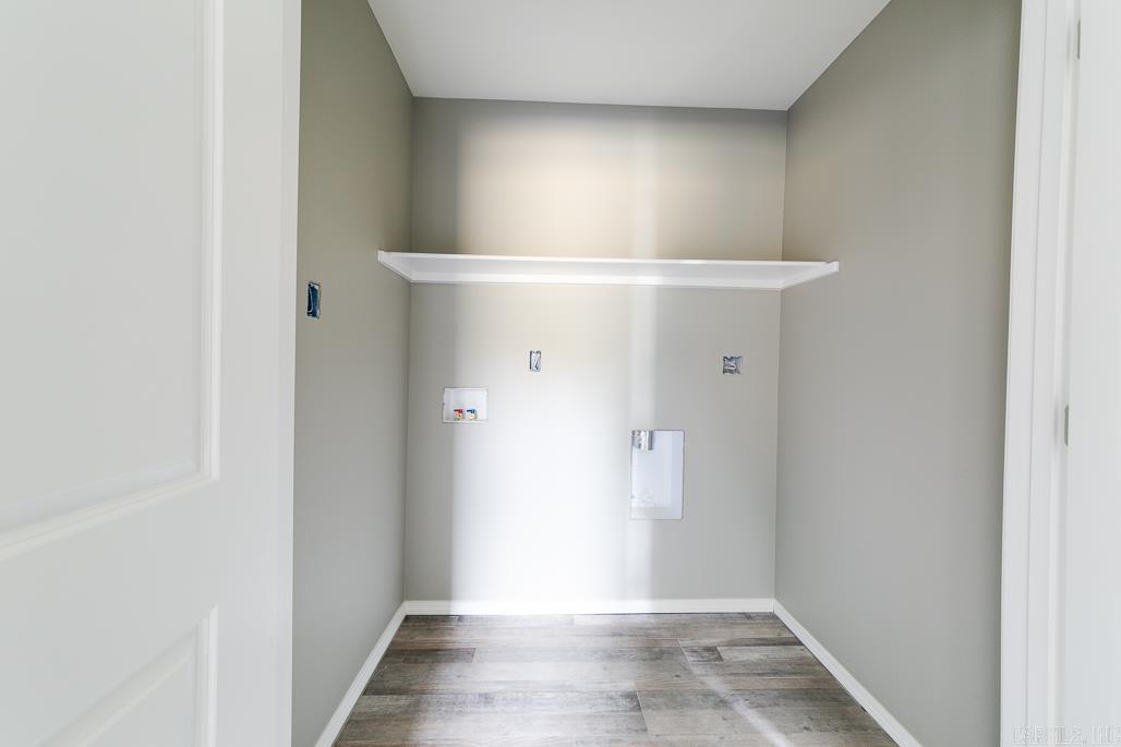 C &amp; B ADDITION - Residential