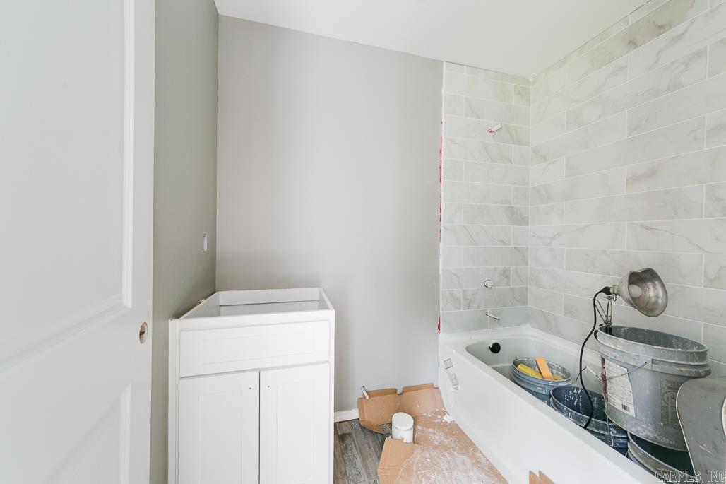 C &amp; B ADDITION - Residential