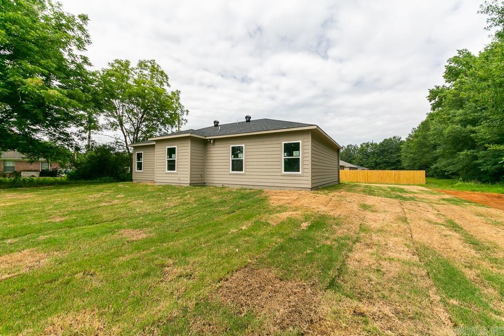 C &amp; B ADDITION - Residential