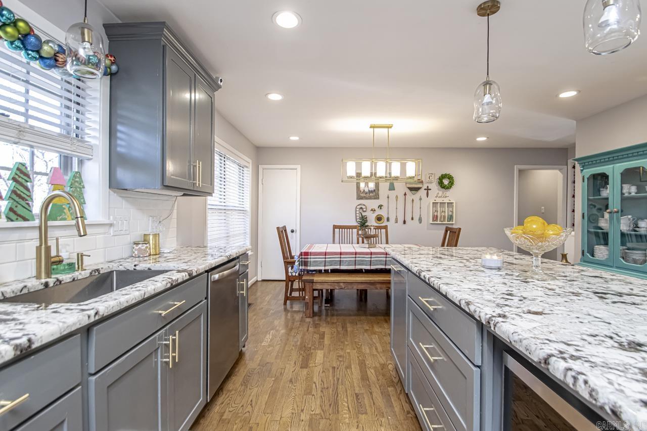 LAKEWOOD - Residential