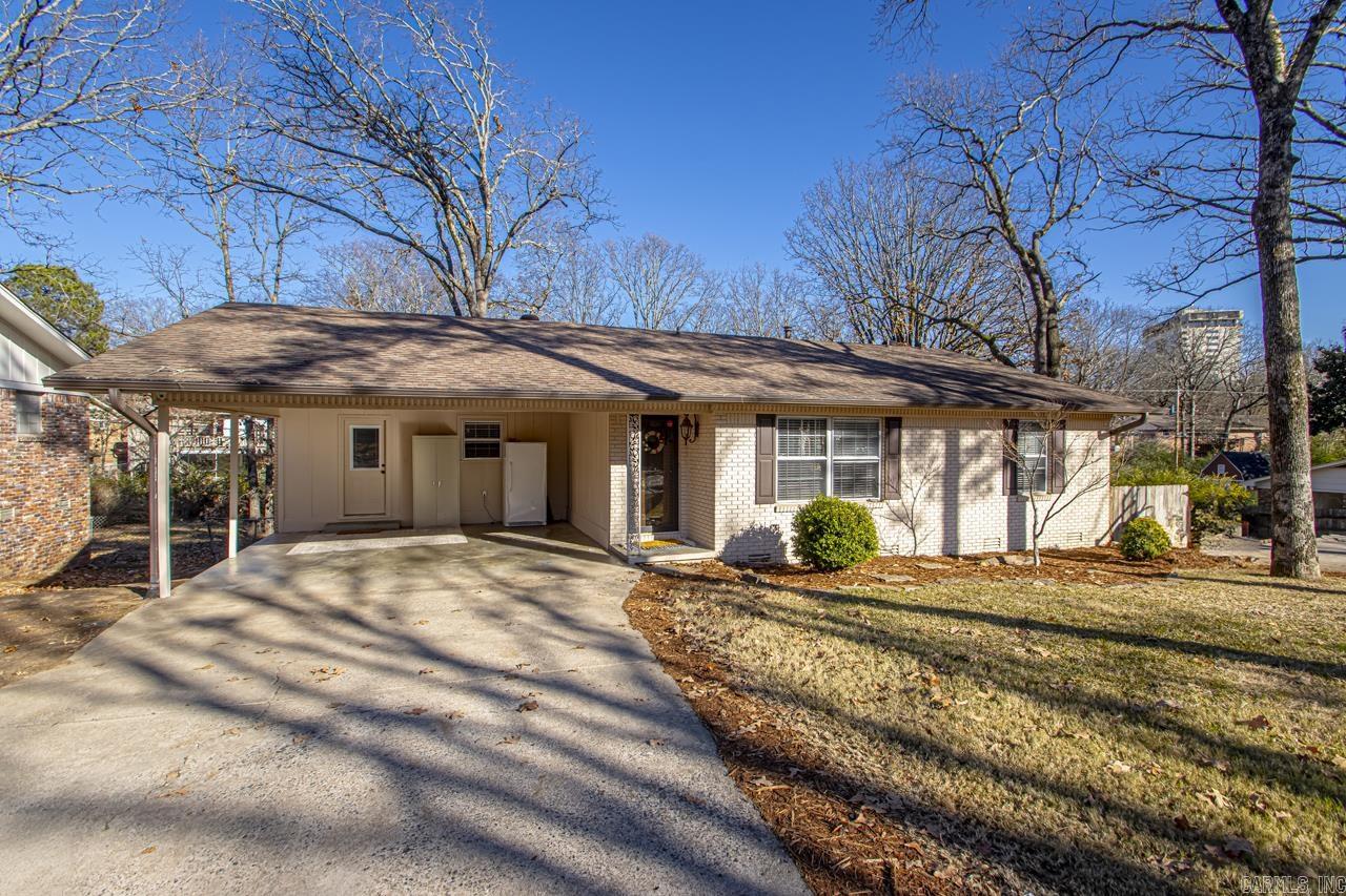 LAKEWOOD - Residential