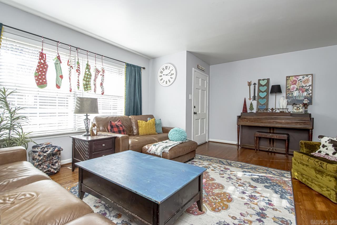LAKEWOOD - Residential
