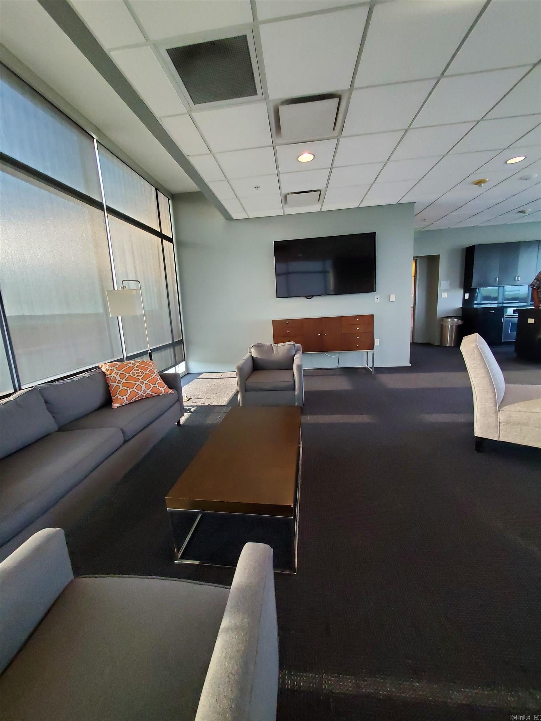 300 THIRD HPR - Residential