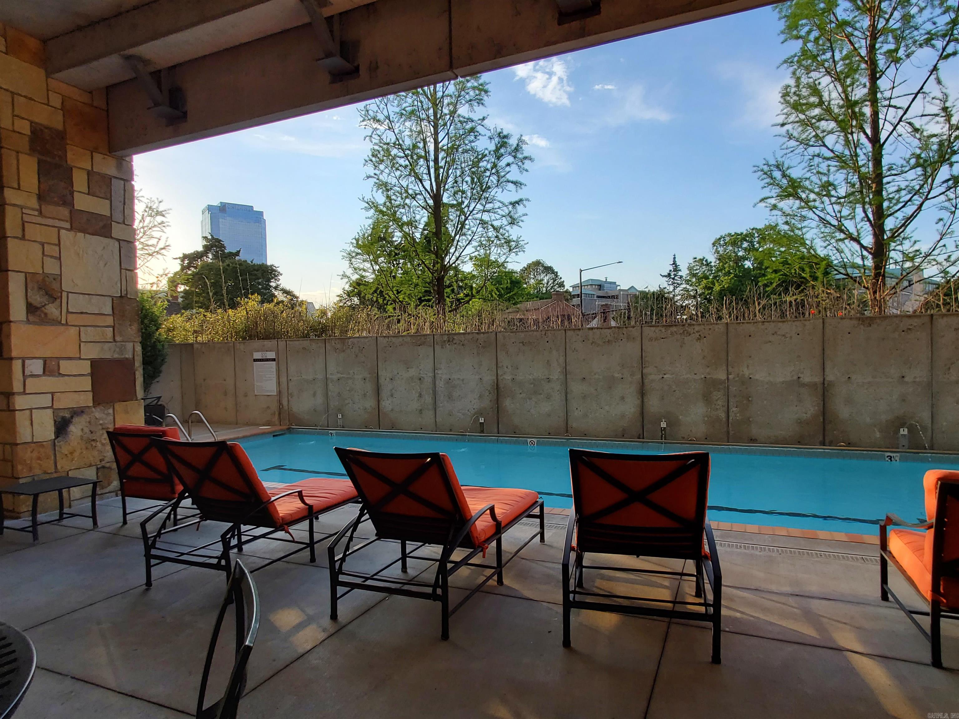300 THIRD HPR - Residential