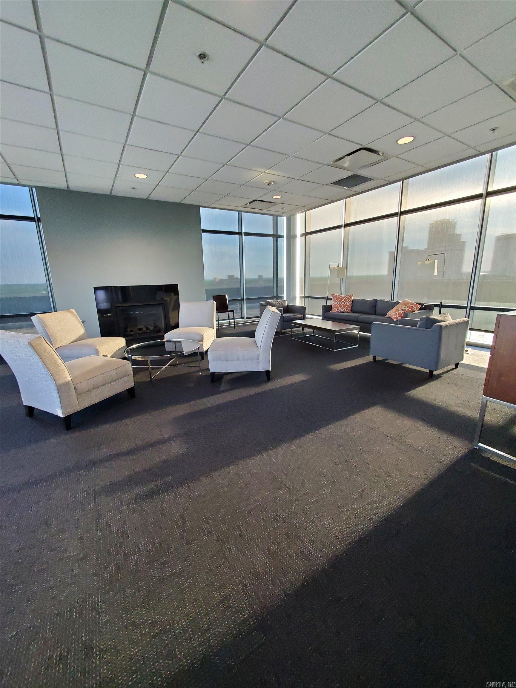 300 THIRD HPR - Residential