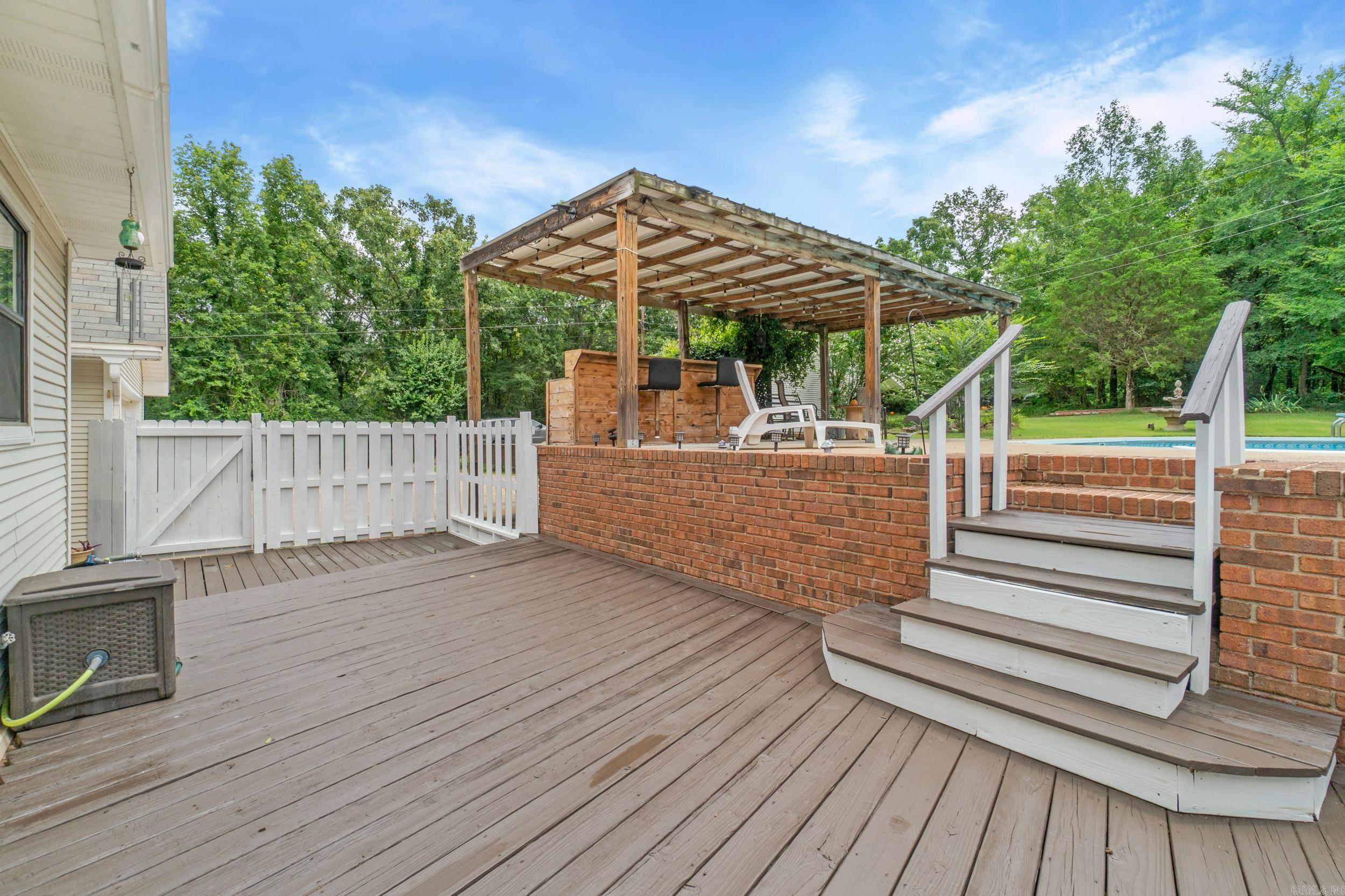 GLADEWOOD ANNEX - Residential
