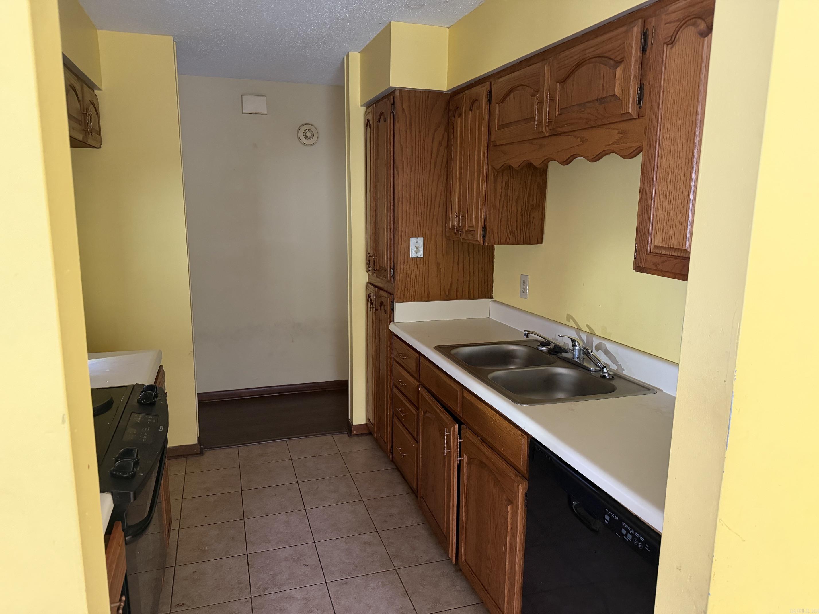PINEDALE COVE - Residential