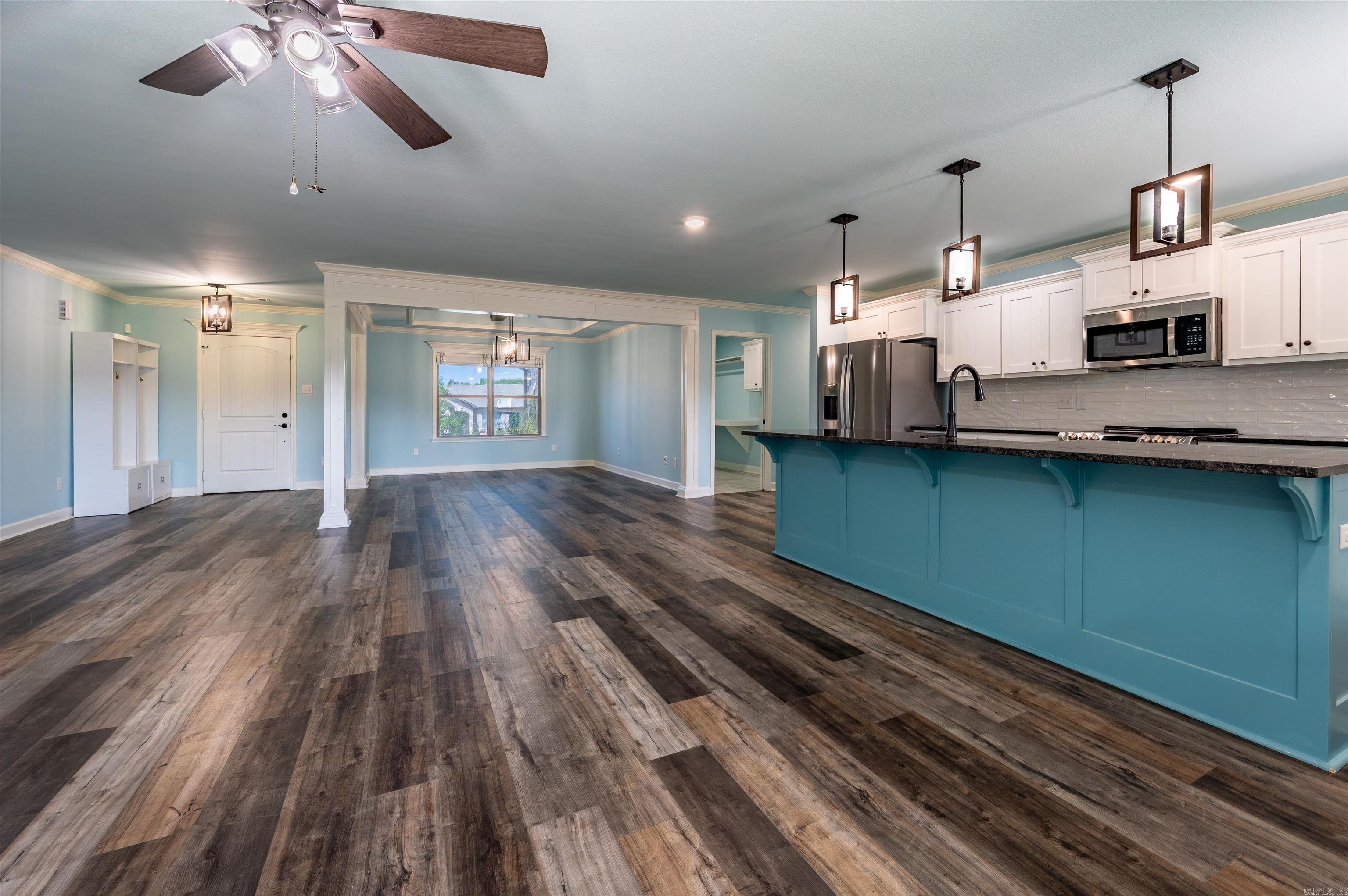 HERITAGE MEADOWS - Residential