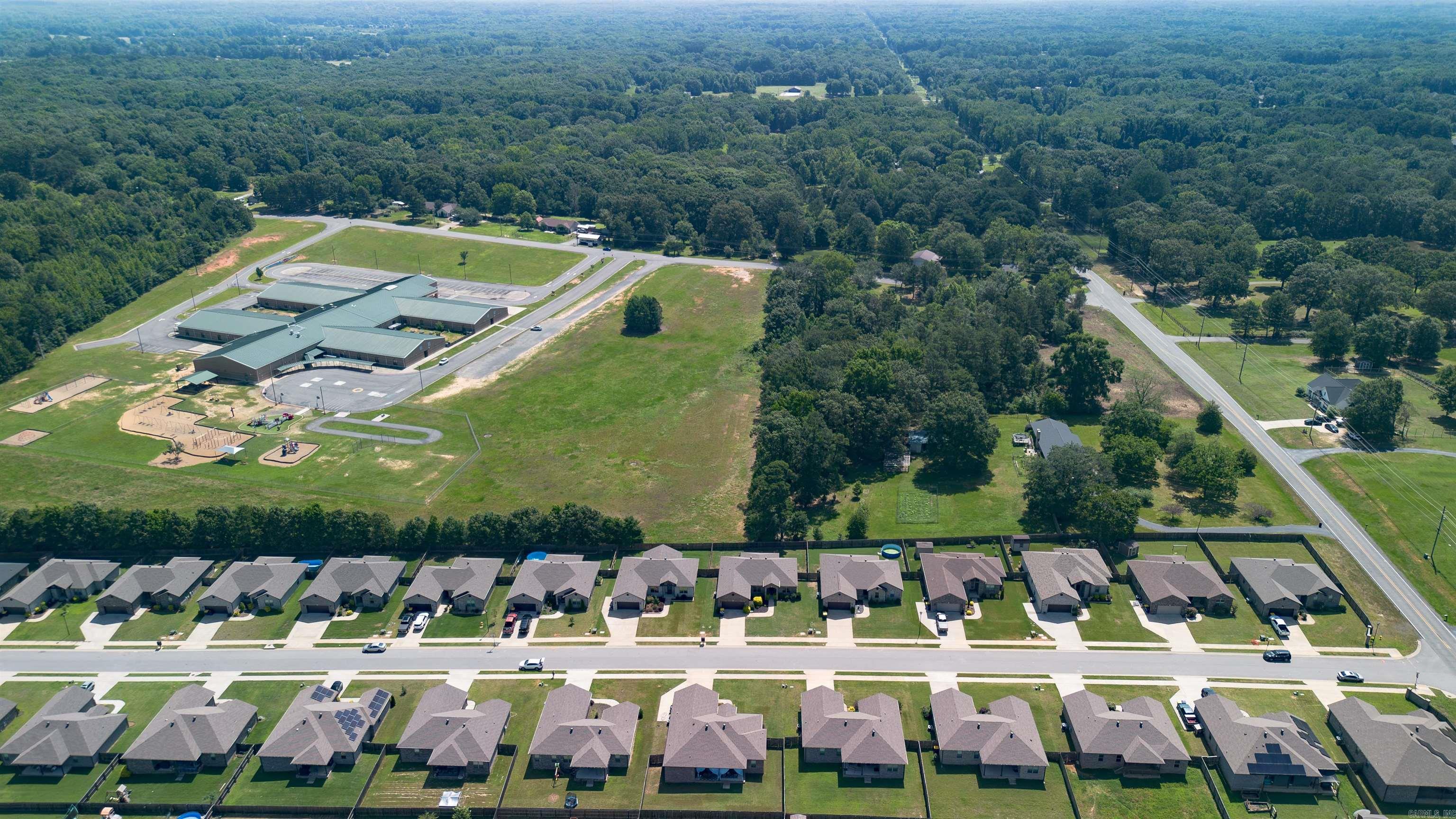 HERITAGE MEADOWS - Residential
