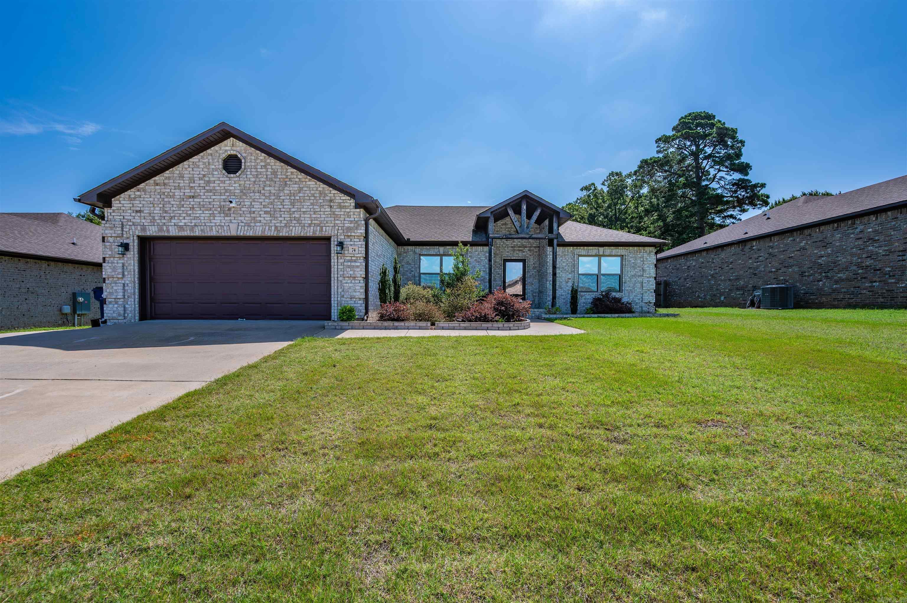 HERITAGE MEADOWS - Residential
