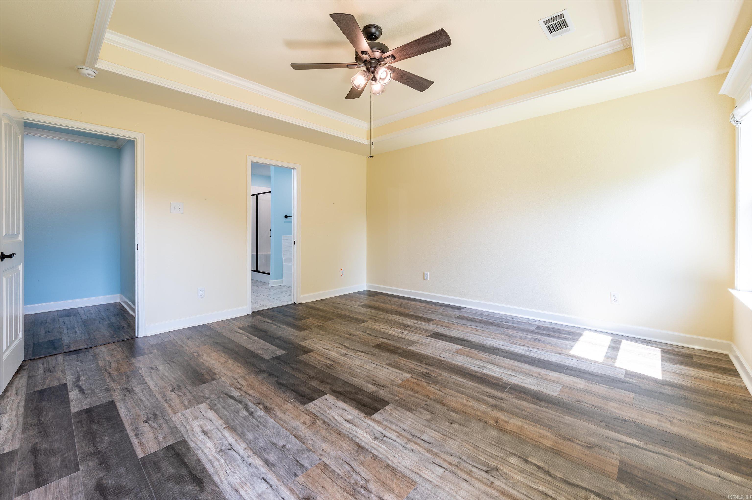 HERITAGE MEADOWS - Residential