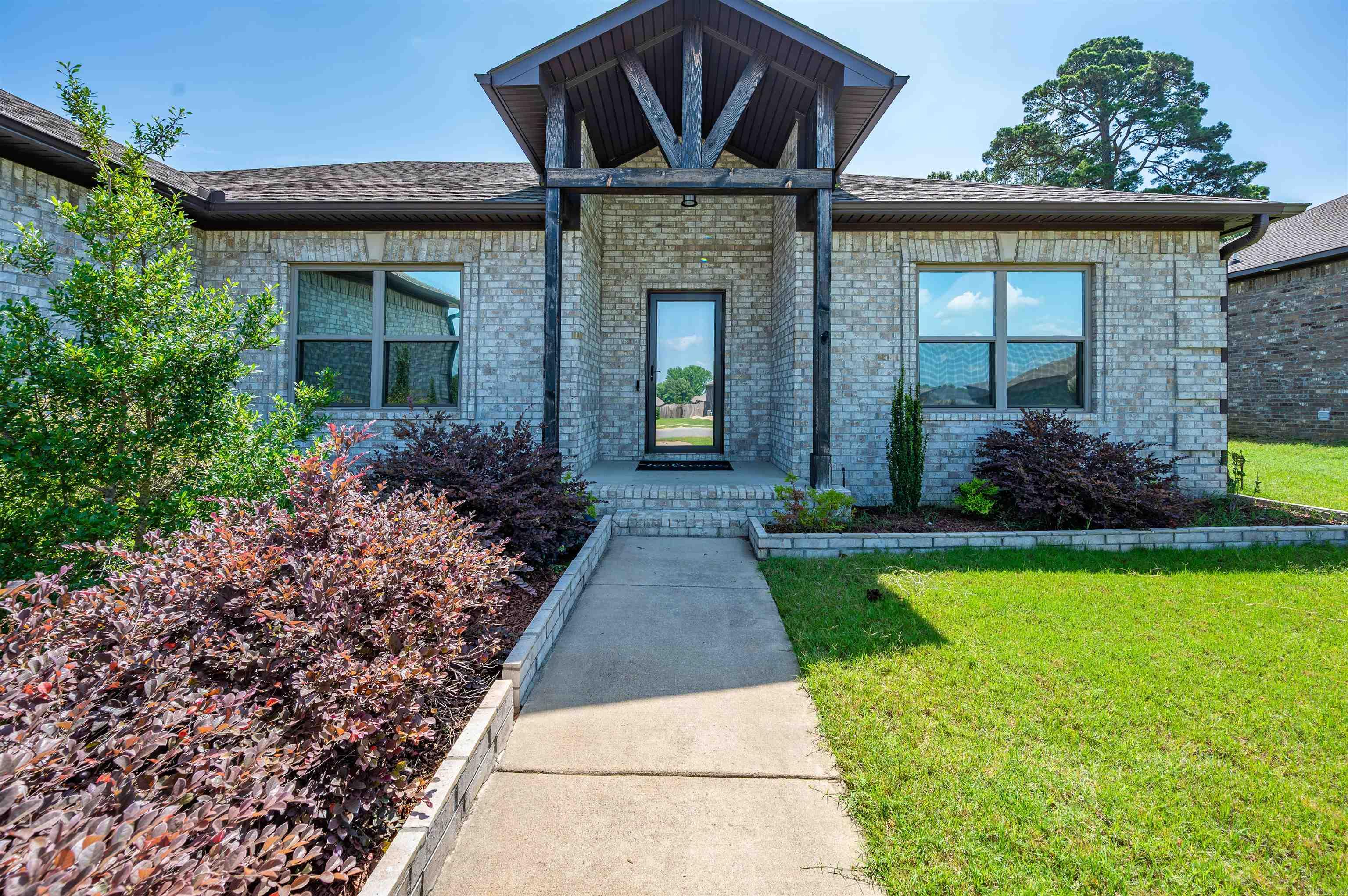 HERITAGE MEADOWS - Residential