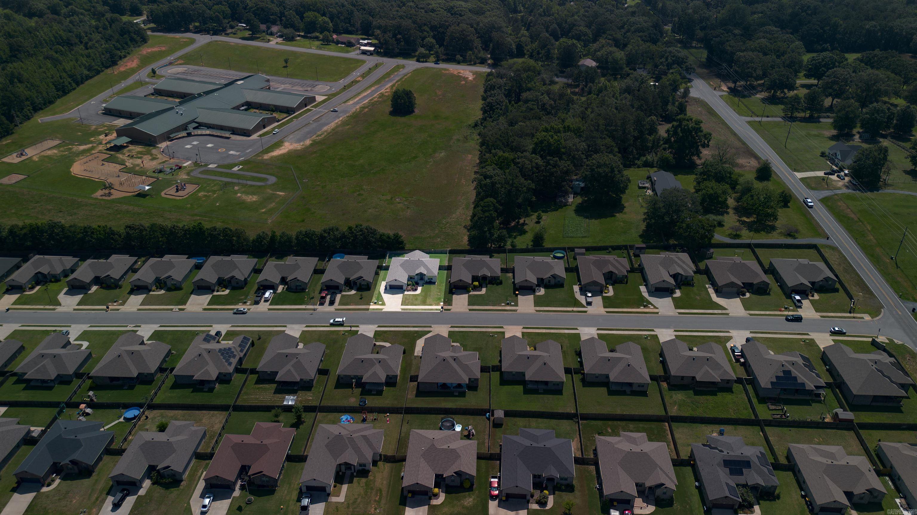 HERITAGE MEADOWS - Residential