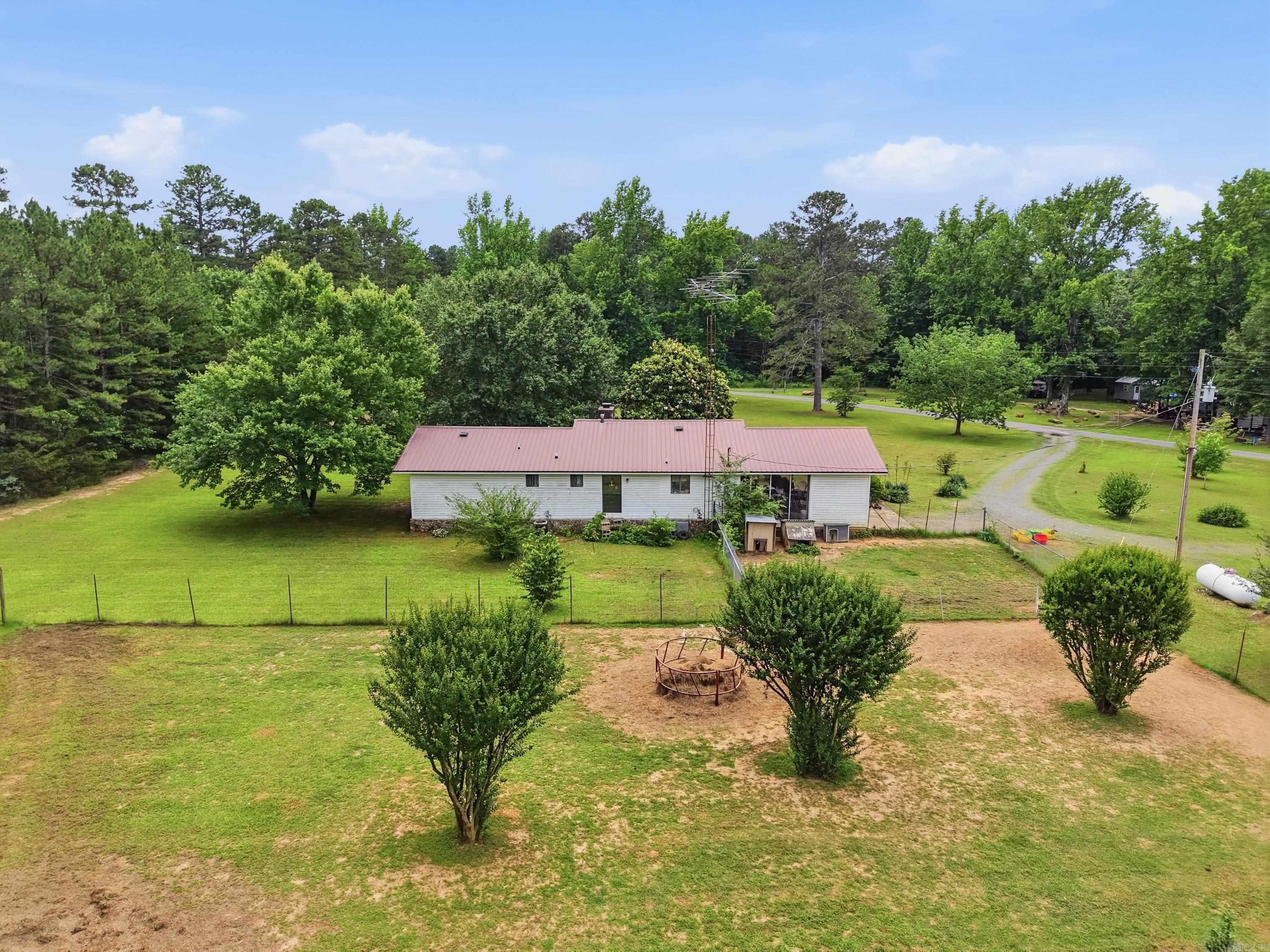 THARPS WHISPERING PINES - Residential