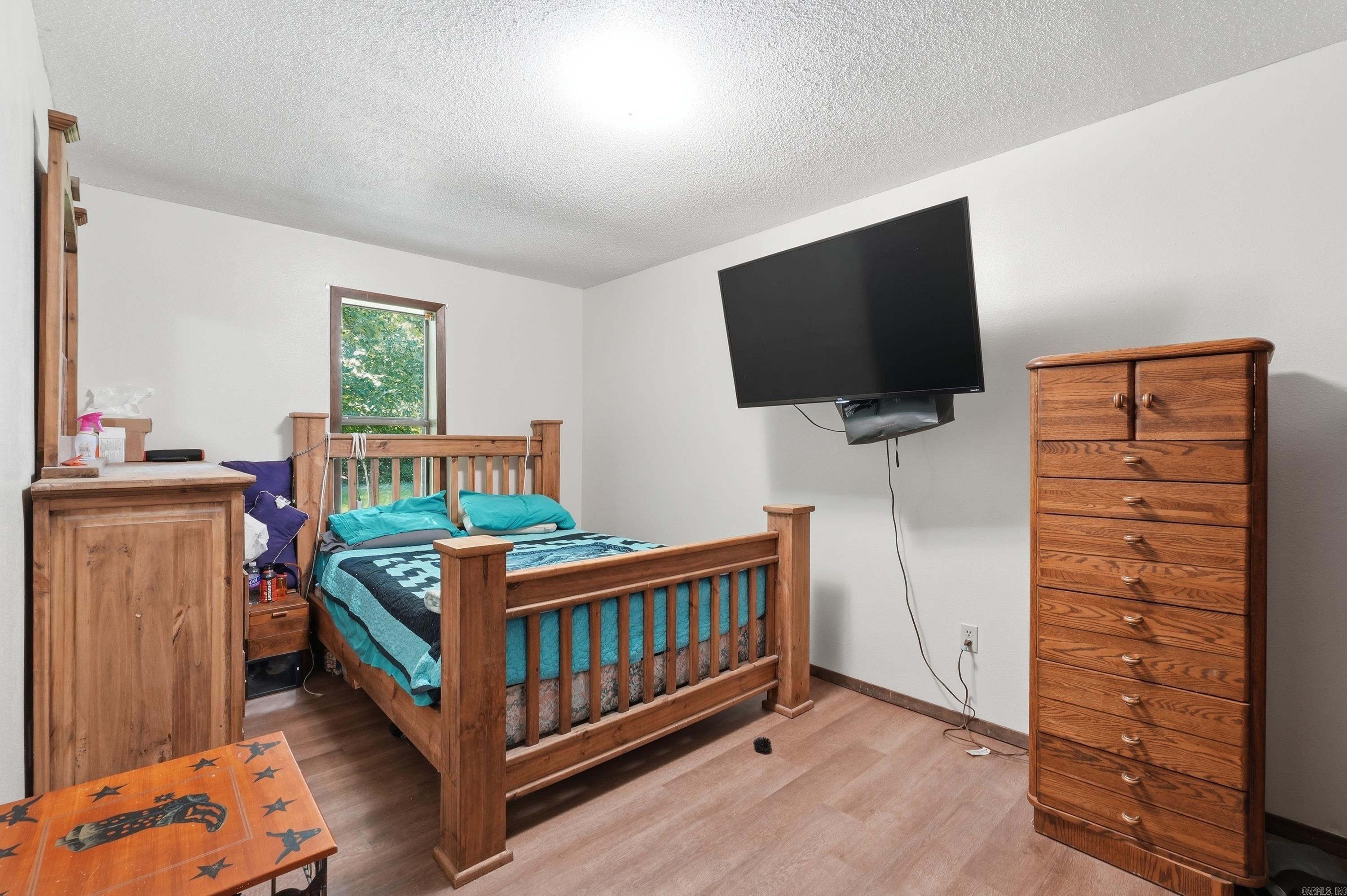 THARPS WHISPERING PINES - Residential