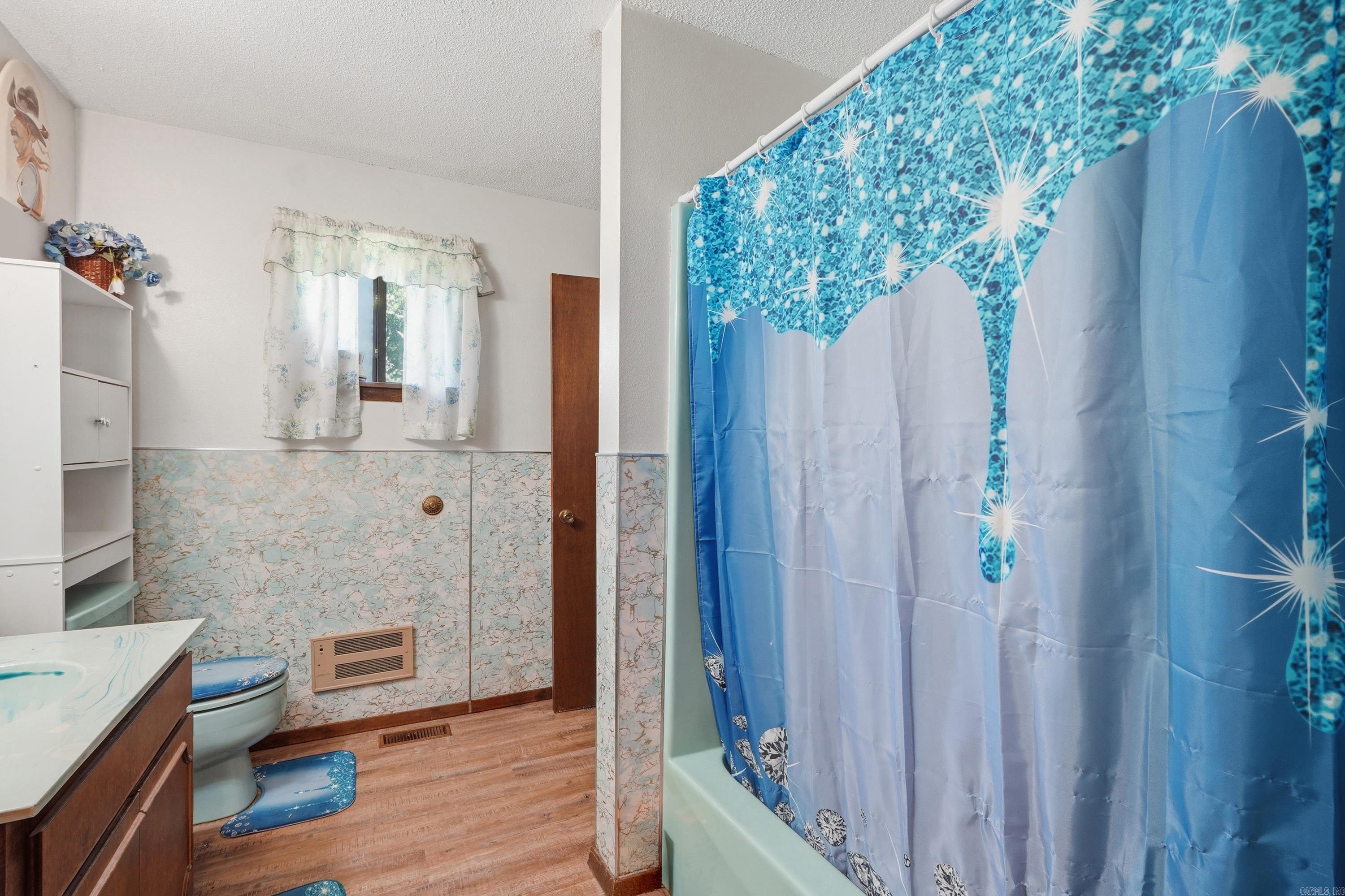 THARPS WHISPERING PINES - Residential