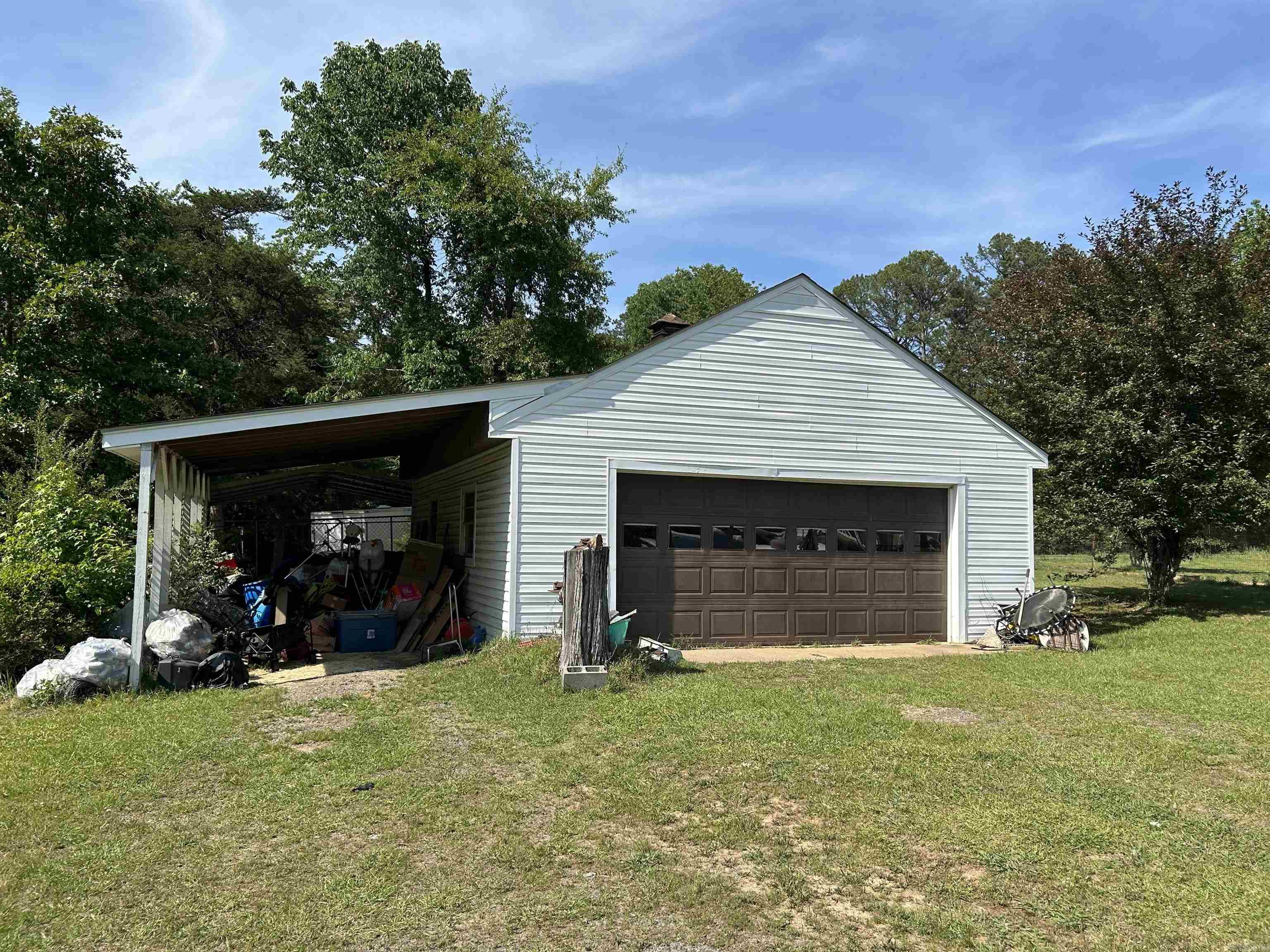 THARPS WHISPERING PINES - Residential