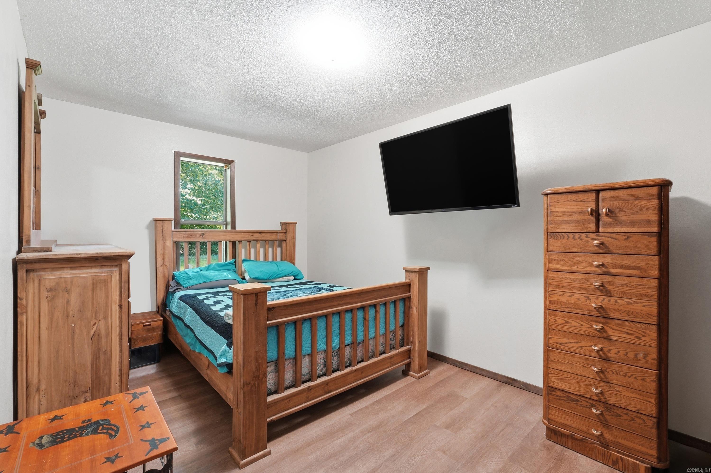 THARPS WHISPERING PINES - Residential