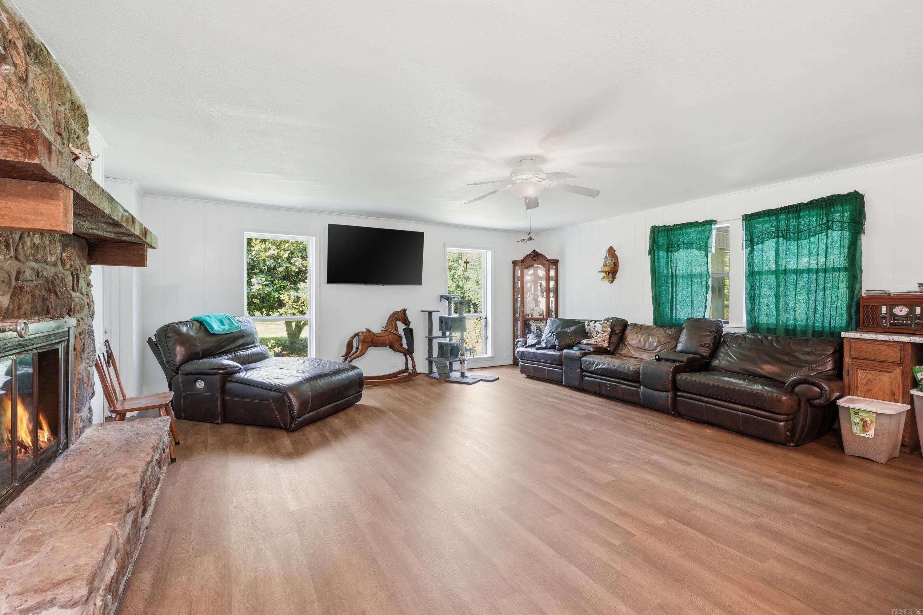 THARPS WHISPERING PINES - Residential