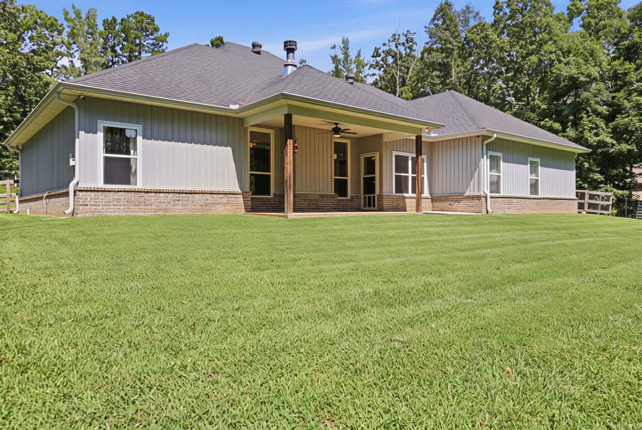 FERNDALE ESTATES - Residential