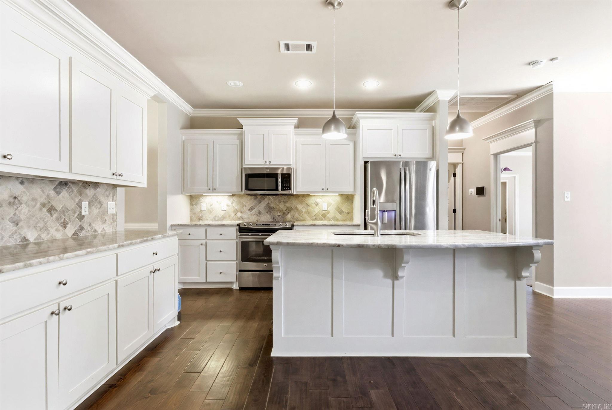 FERNDALE ESTATES - Residential