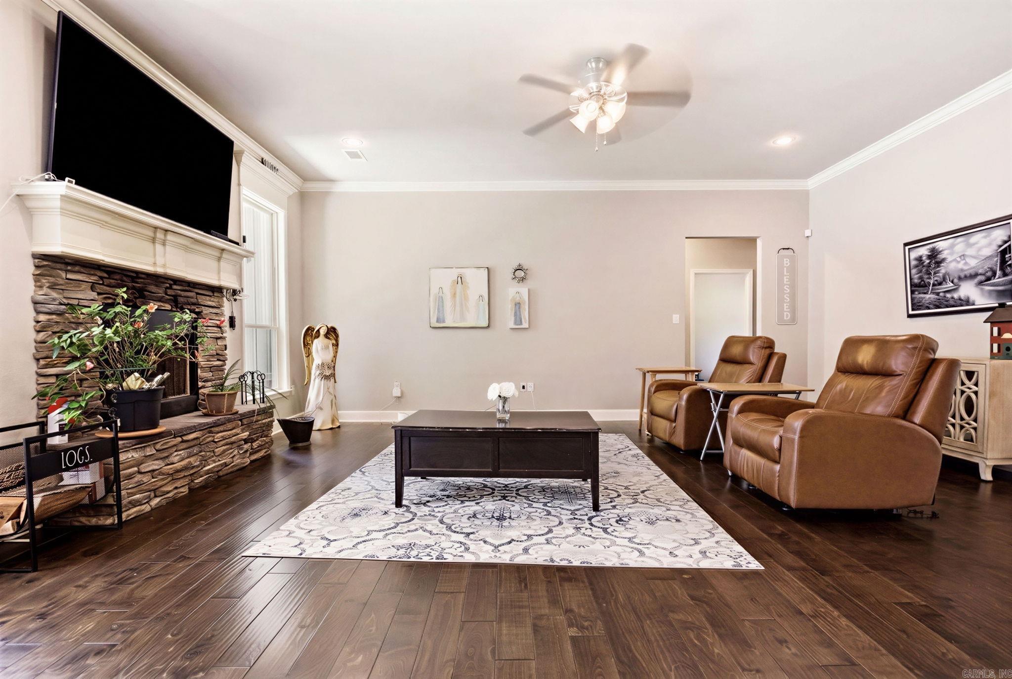 FERNDALE ESTATES - Residential