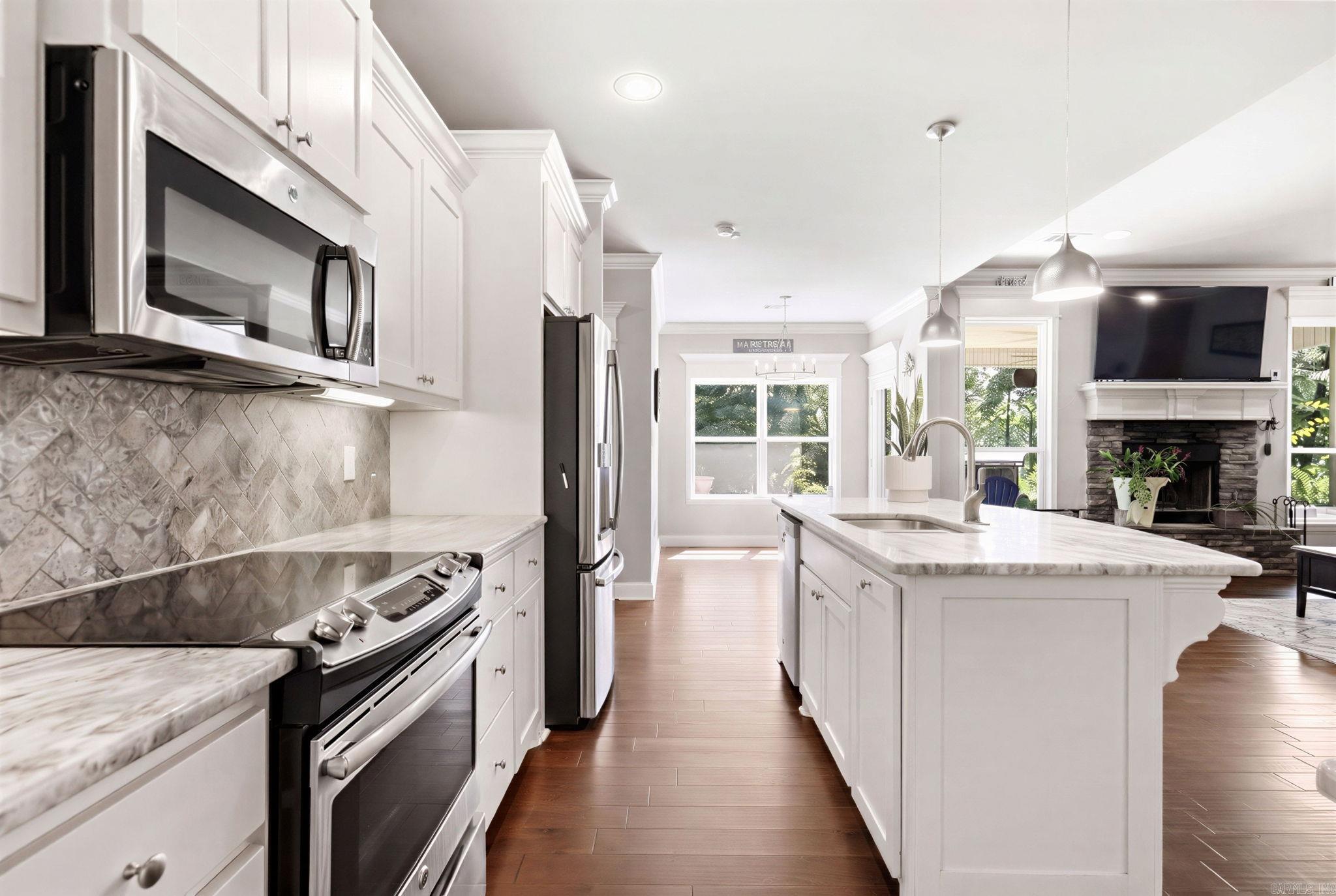 FERNDALE ESTATES - Residential