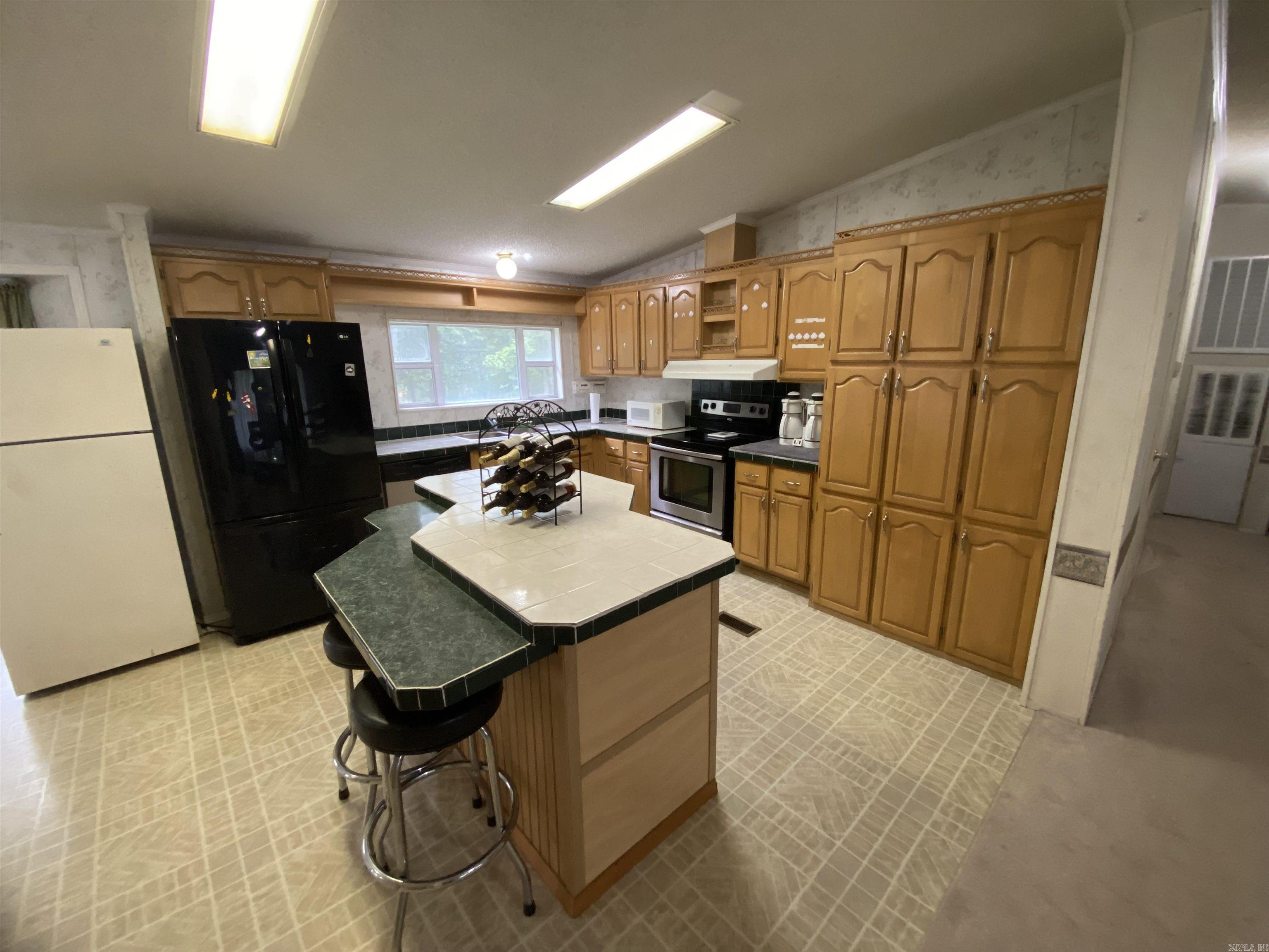 Lakeshore Hills II - Residential