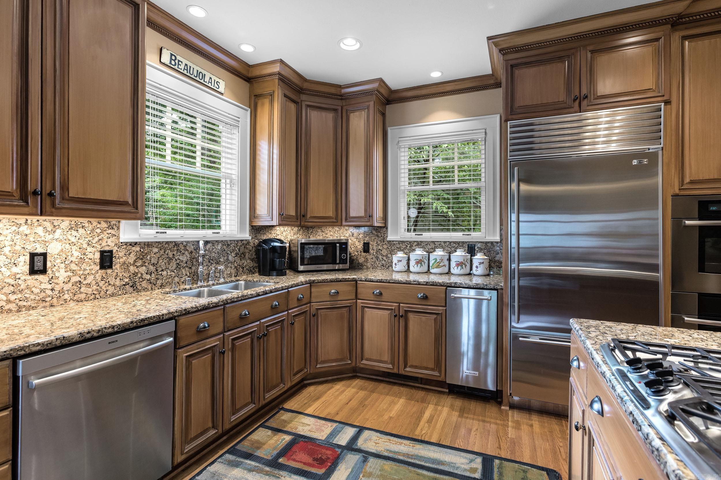 CLIFFEWOOD - Residential