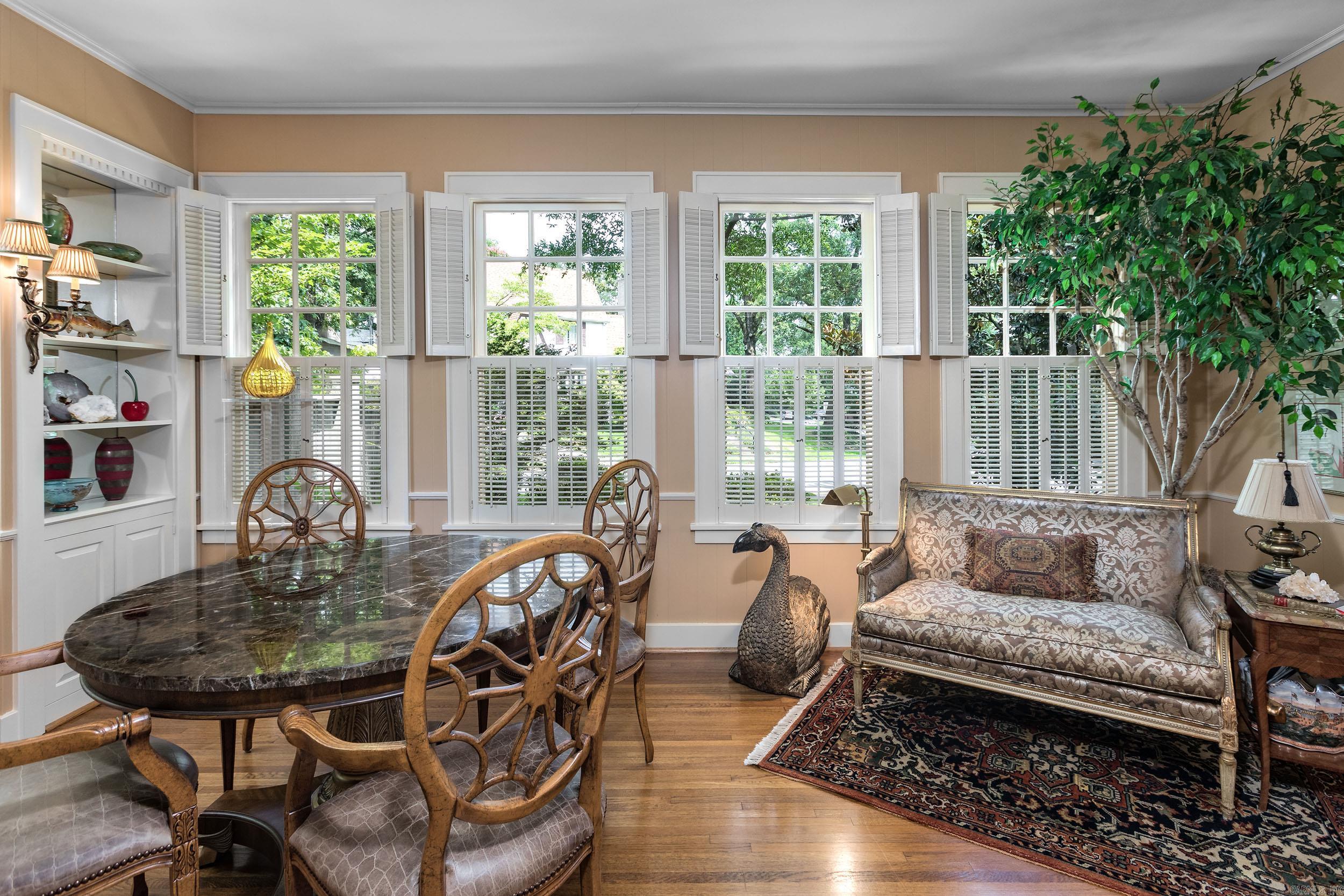 CLIFFEWOOD - Residential